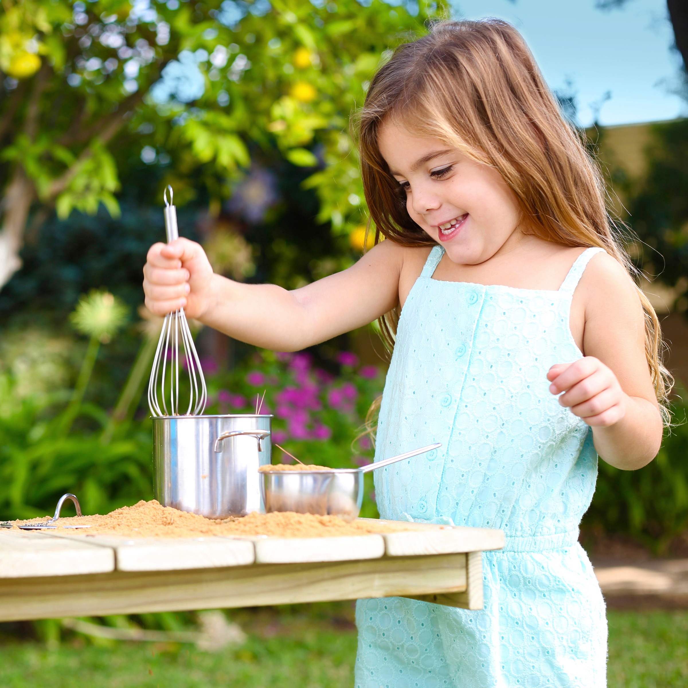 TP Toys Outdoor-Spielküche »Deluxe«, mit Zubehör 40x136x96 cm