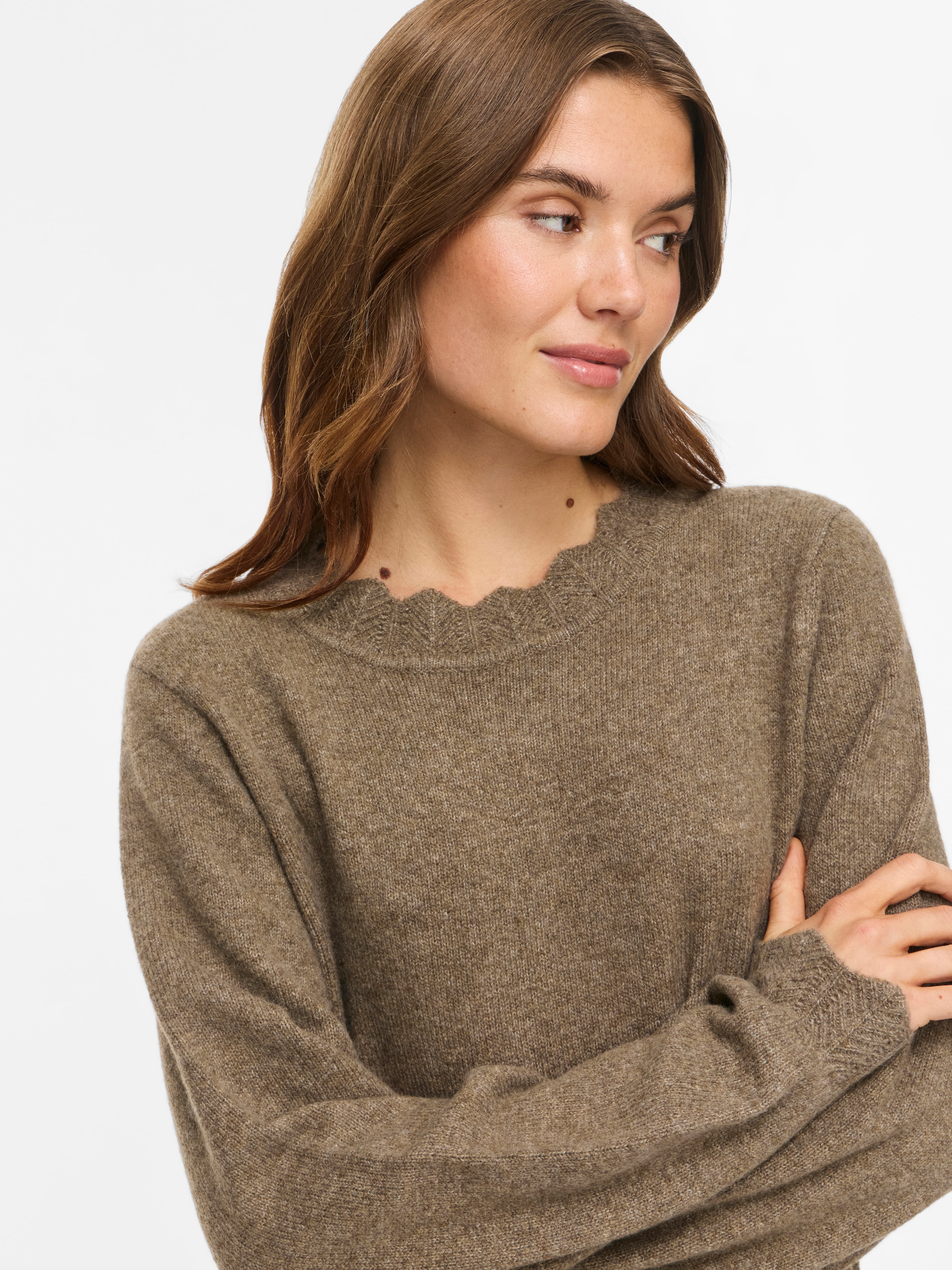 Vila Strickkleid »VINIKOLINA O-NECK L/S KNIT DRESS - NOOS« Materialmix, regular fit