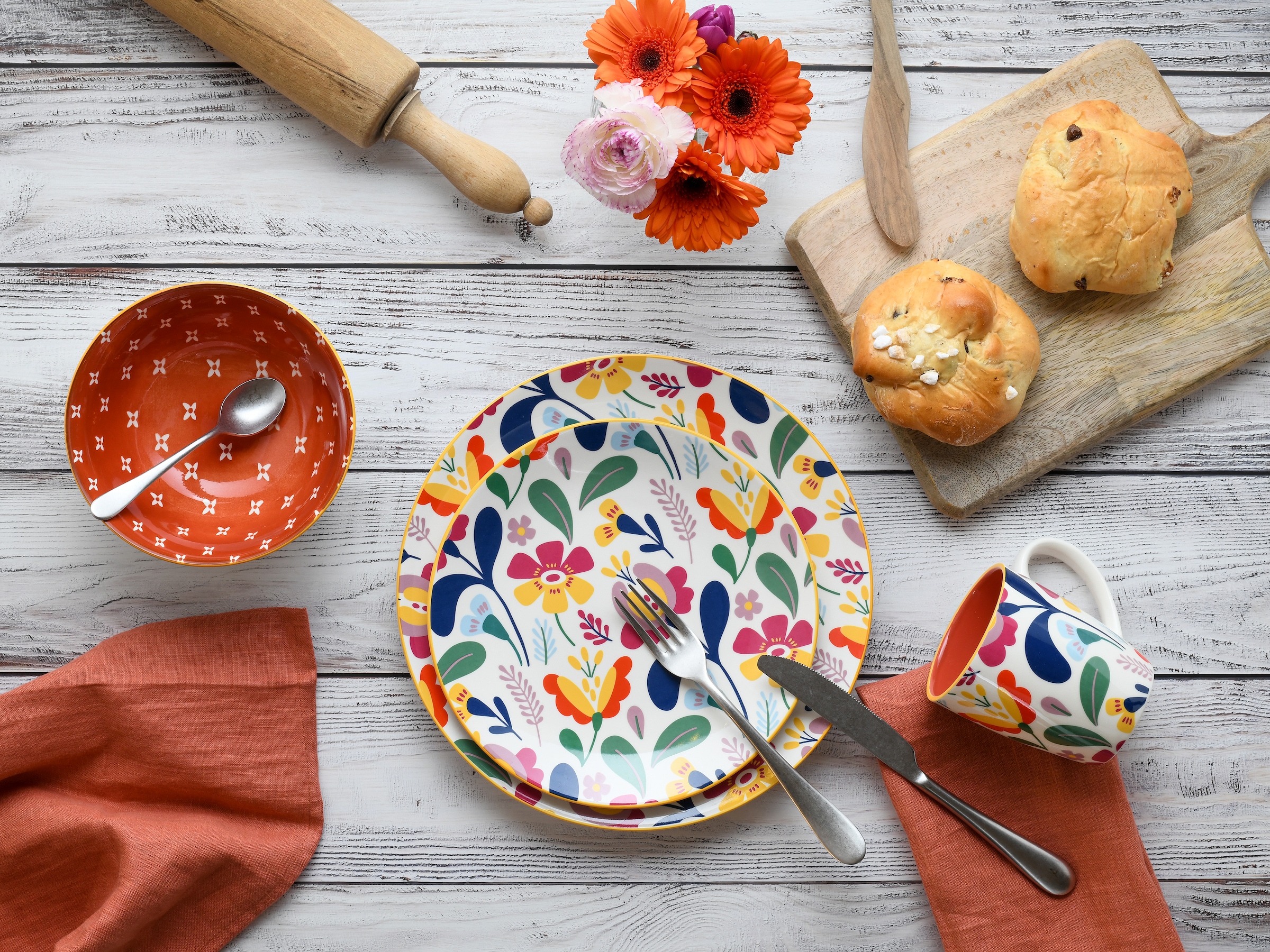 CreaTable Kombiservice »Folklore Bunt, Kombi-Service 16 tlg«, (Set, 16 tlg.), Blumenmotive