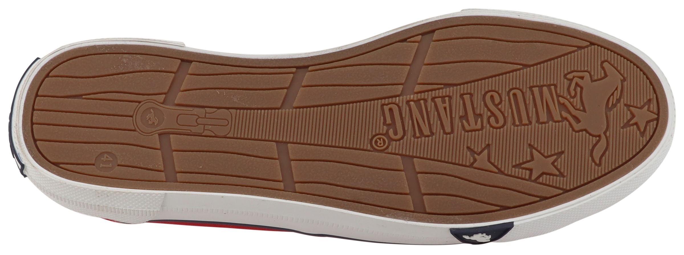 Mustang Shoes Slip-On Sneaker »Ignazio«  Slipper, Freizeitschuh, Halbschuh mit Logo-Aufnähern