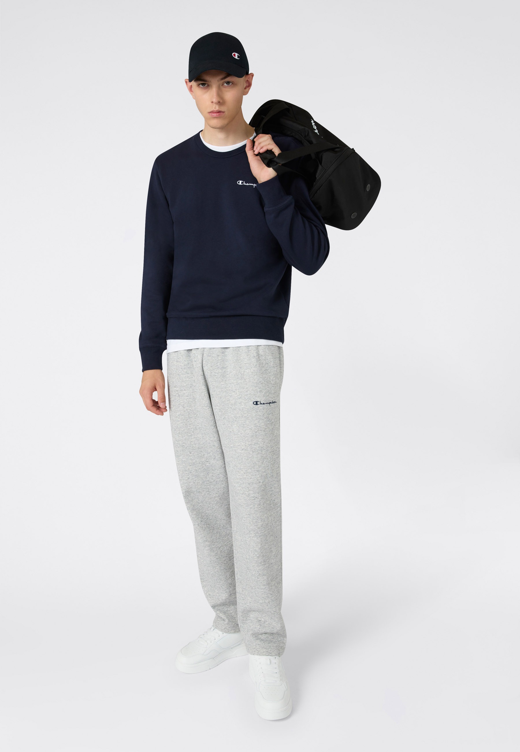 Champion Sweatshirt »ICONS CONTRAST Fleece Crewneck Sweatshirt«, mit Crewneck-Ausschnitt, aus Baumwolle und Polyester
