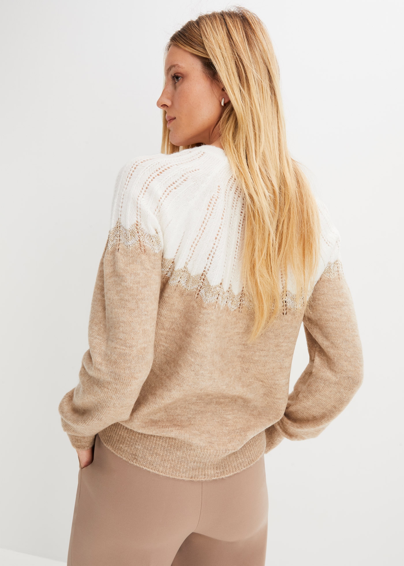 bonprix Ajourpullover aus Polyacryl, Polyester und metallisierten Fasern, mehrfarbige Optik