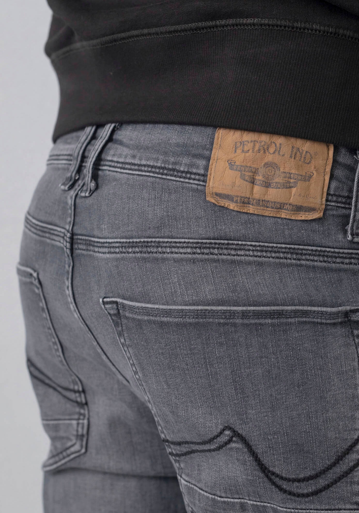 Petrol Industries Regular-fit-Jeans »RUSSEL«, mit Fade-out Effekten