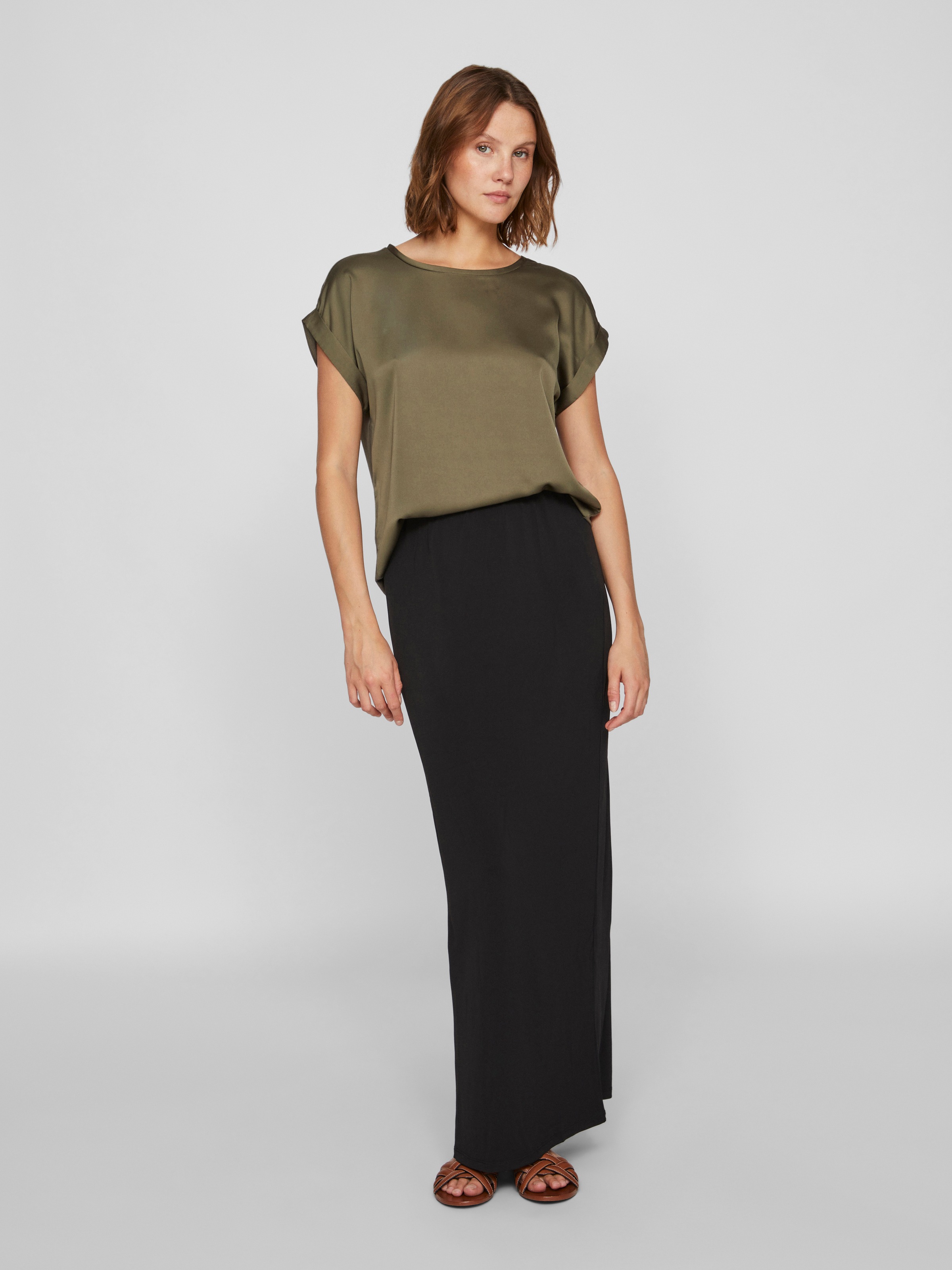 Vila Kurzarmshirt »VIELLETTE S/S SATIN TOP - NOOS«, Satin Optik