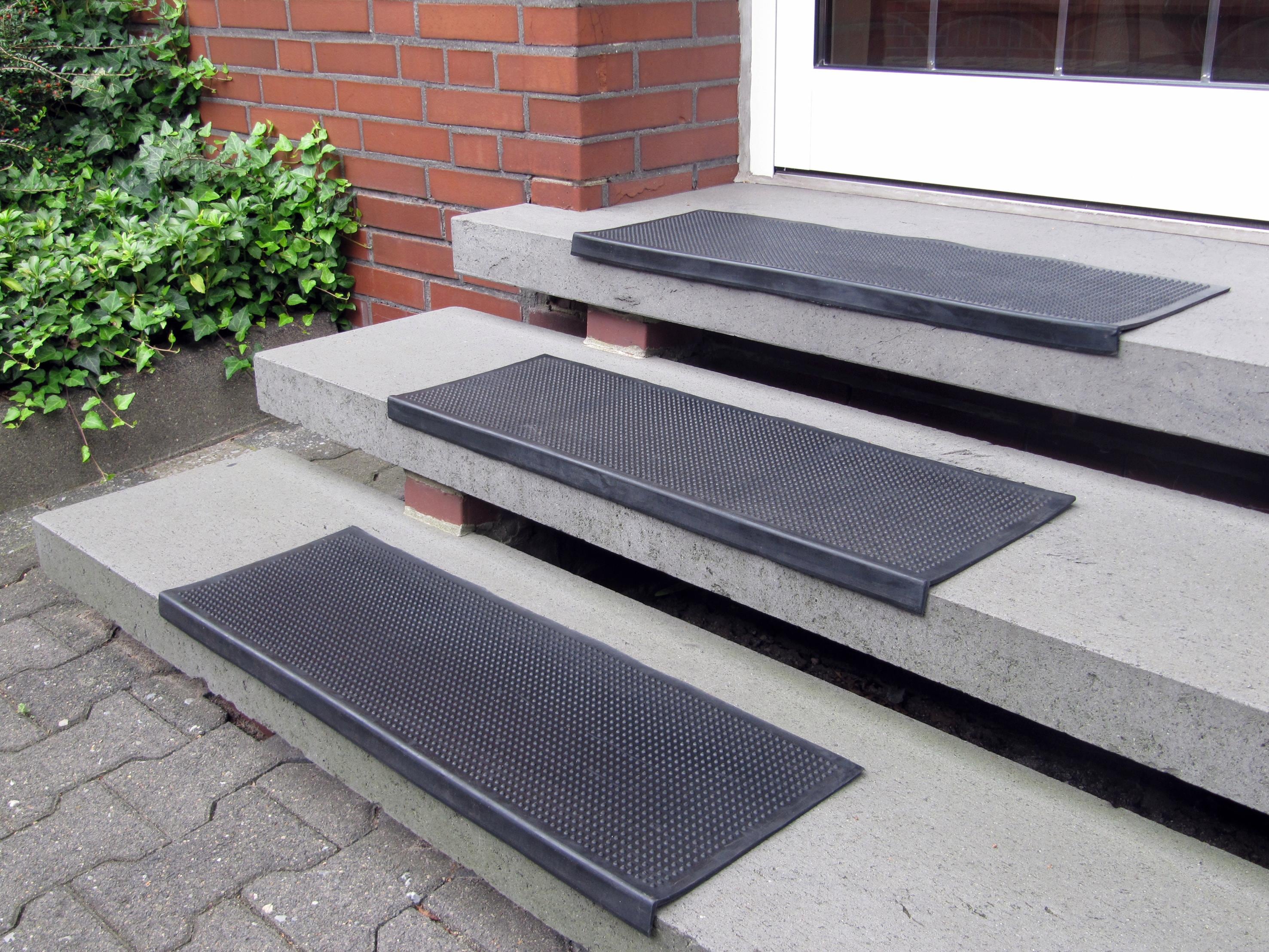 Stufenmatte „Gummi“, rechteckig, Gummi-Stufenmatten, Treppen-Stufenmatten, 5 Stück in einem Set schwarz 7 mm B/L: 25 cm x 75 cm – 7 mm