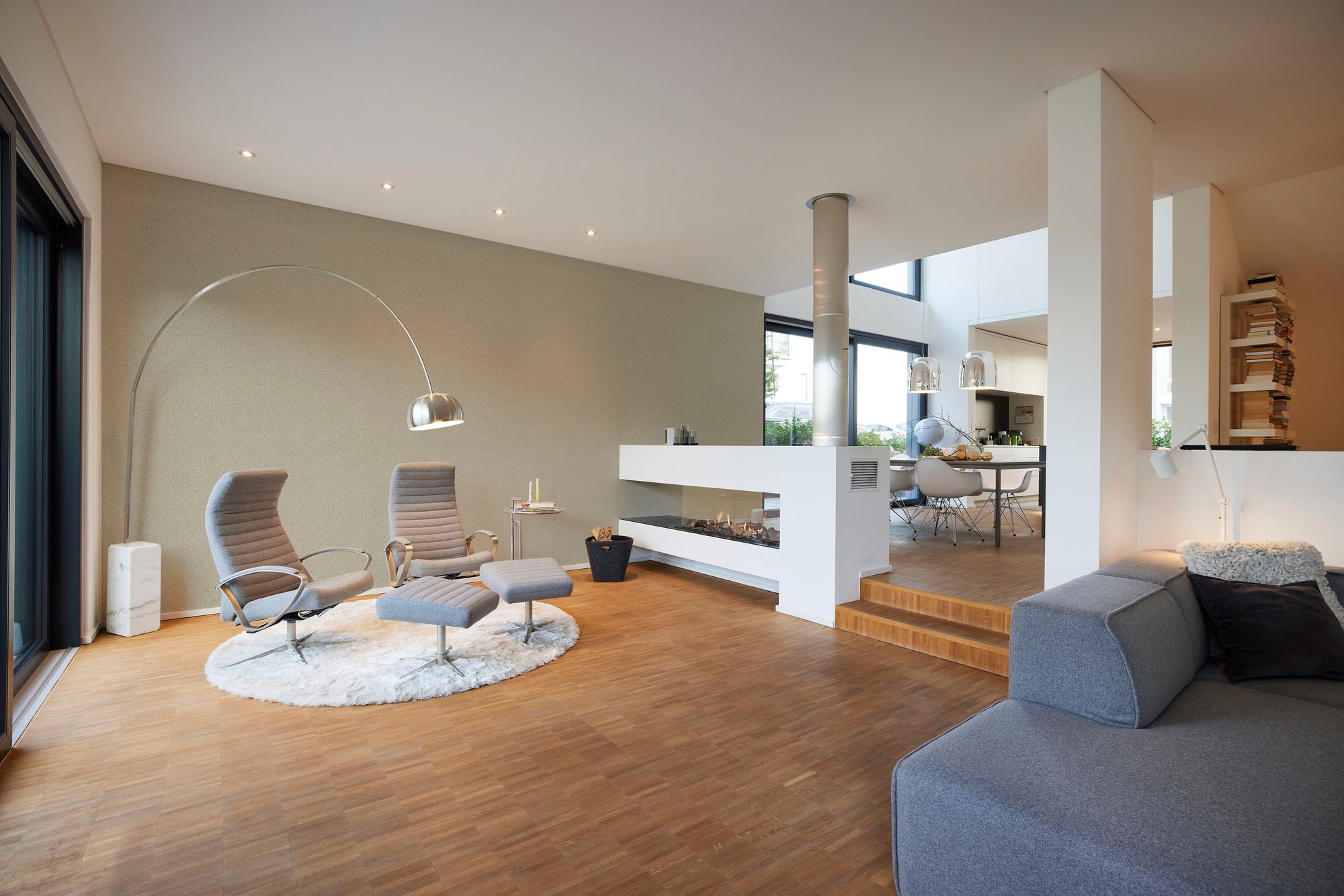 living walls Vliestapete »My Home My Spa«, glänzend-Minimalmuster-Strukturmuster, Design Tapete Dunkelgrau leicht strukturiert Vlies Tapeten Wohnzimmer