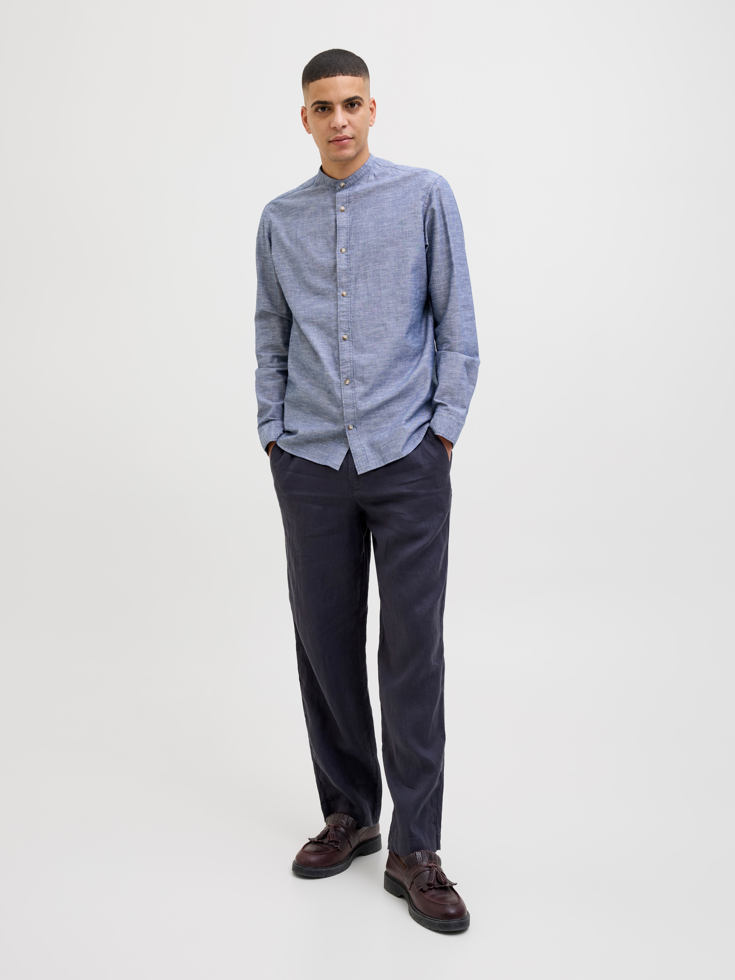 Jack & Jones Langarmhemd »JJESUMMER BAND SHIRT LS SN«, mit Bandkragen