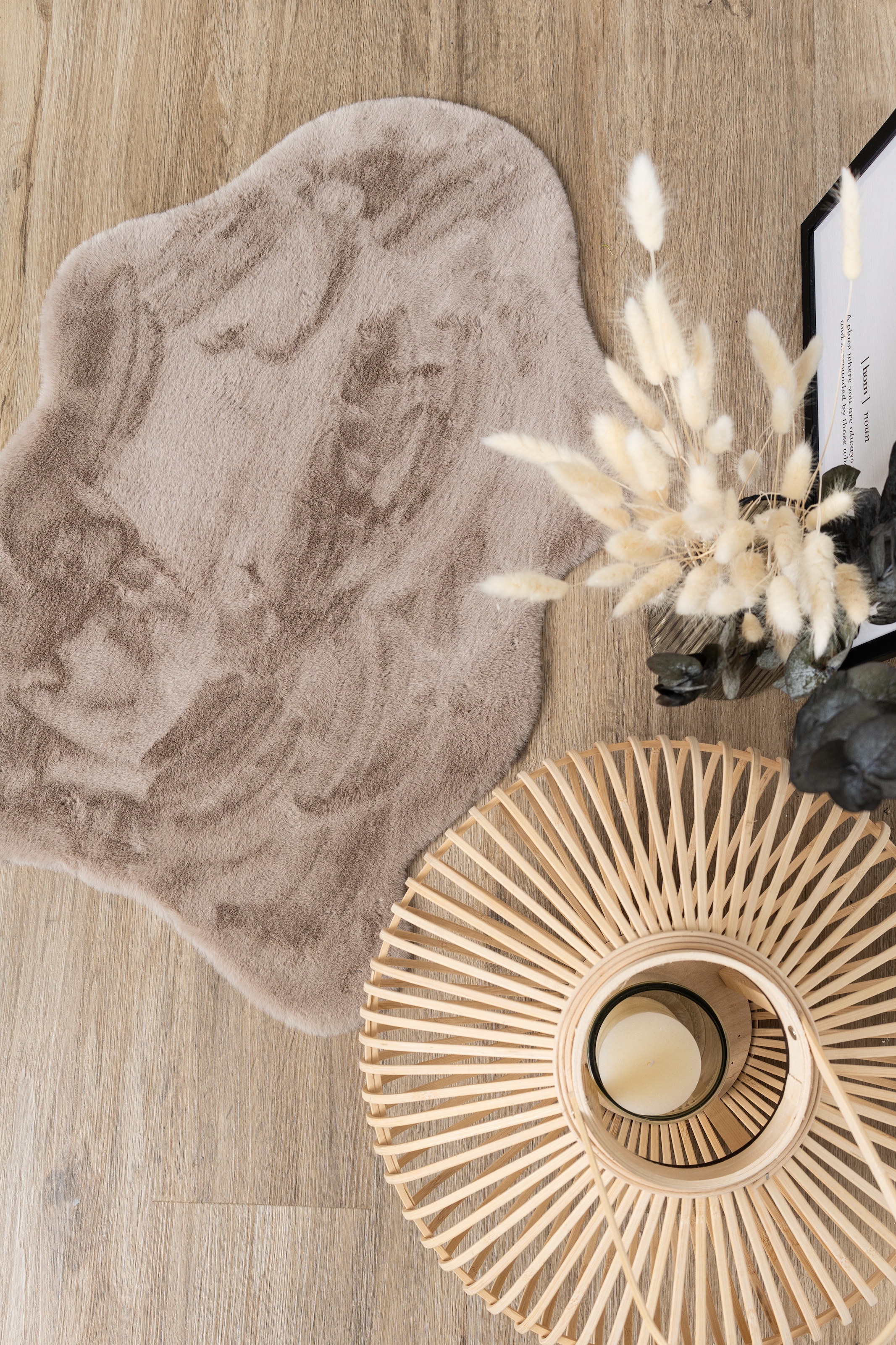 ASTRA Fellteppich »Elda , Kunstfell« rechteckig 13 mm Höhe Dekofell, kuschelweich,  Wohnzimmer, Kinderzimmer, Kaninchenhaptik