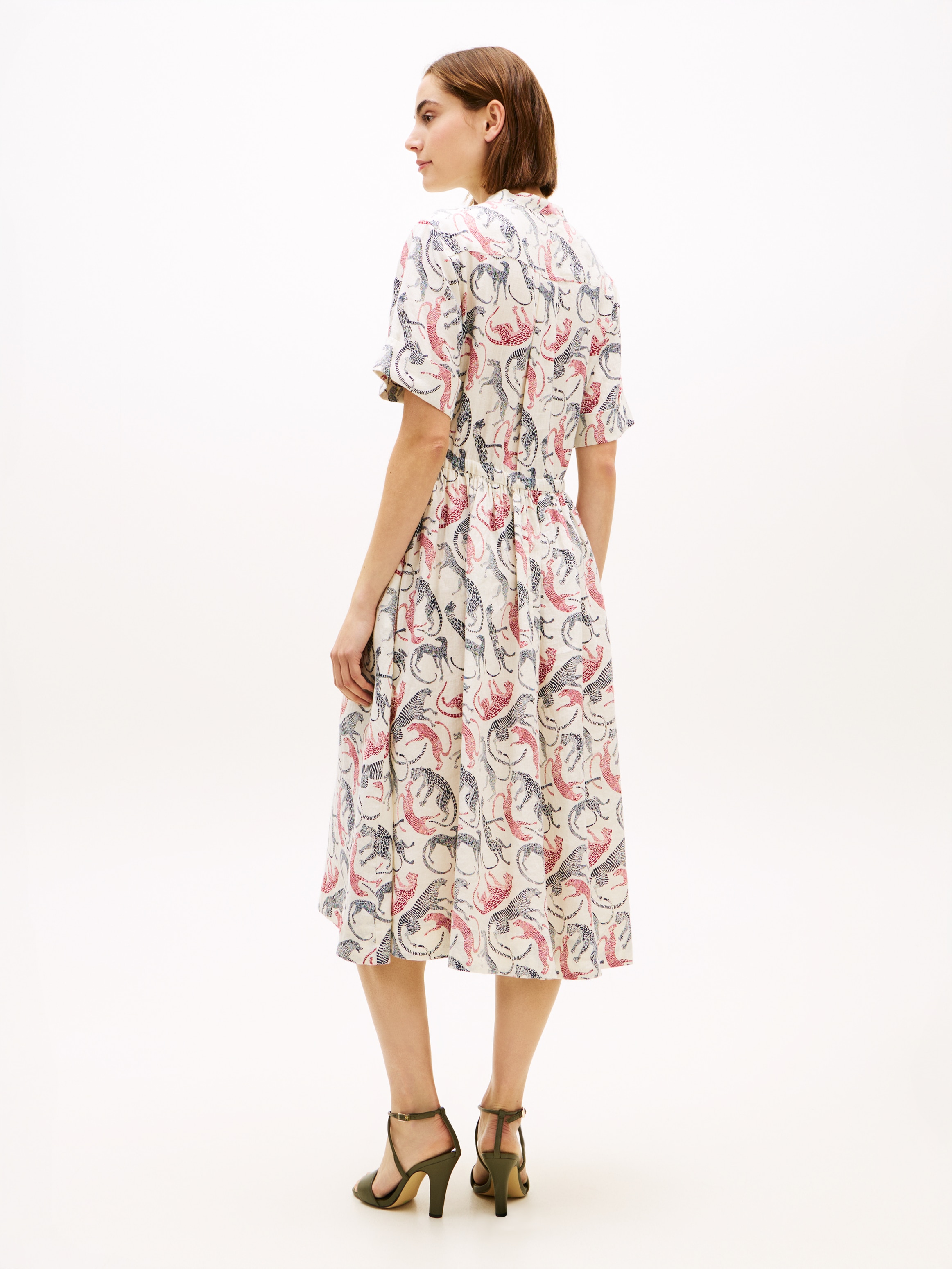 Tommy Hilfiger Sommerkleid »ESS LINEN SHORT SLEEVE SHIRT DRESS« Eingrifftaschen in Midi-Länge, mit Taillen-Band zum Binden