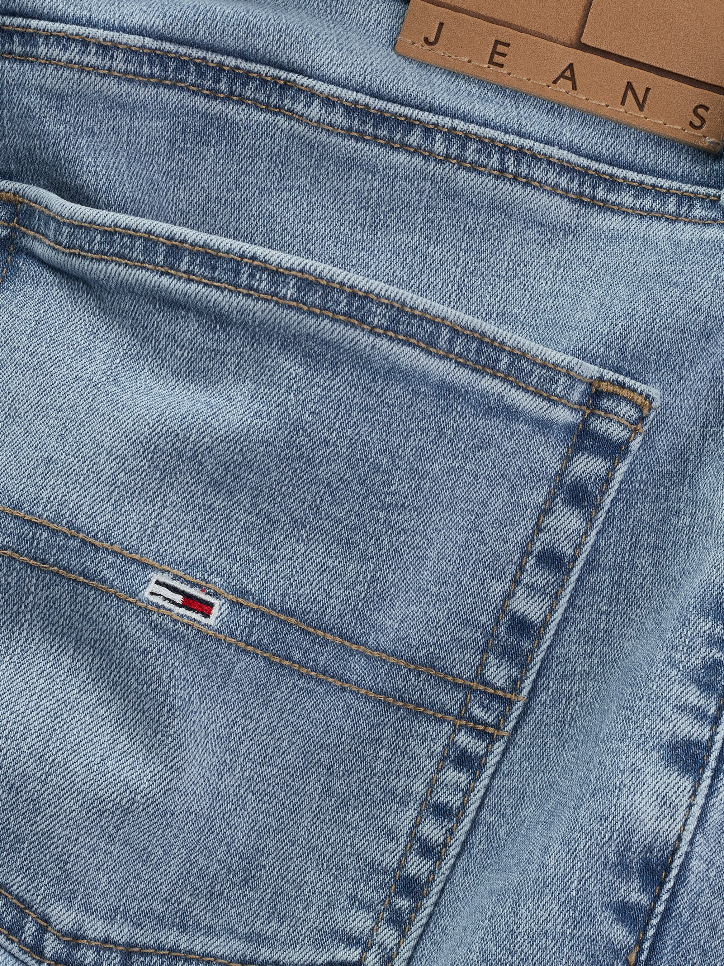 Tommy Jeans Slim-fit-Jeans »Scanton Slim Denim«, Mit Gürtelschlaufen