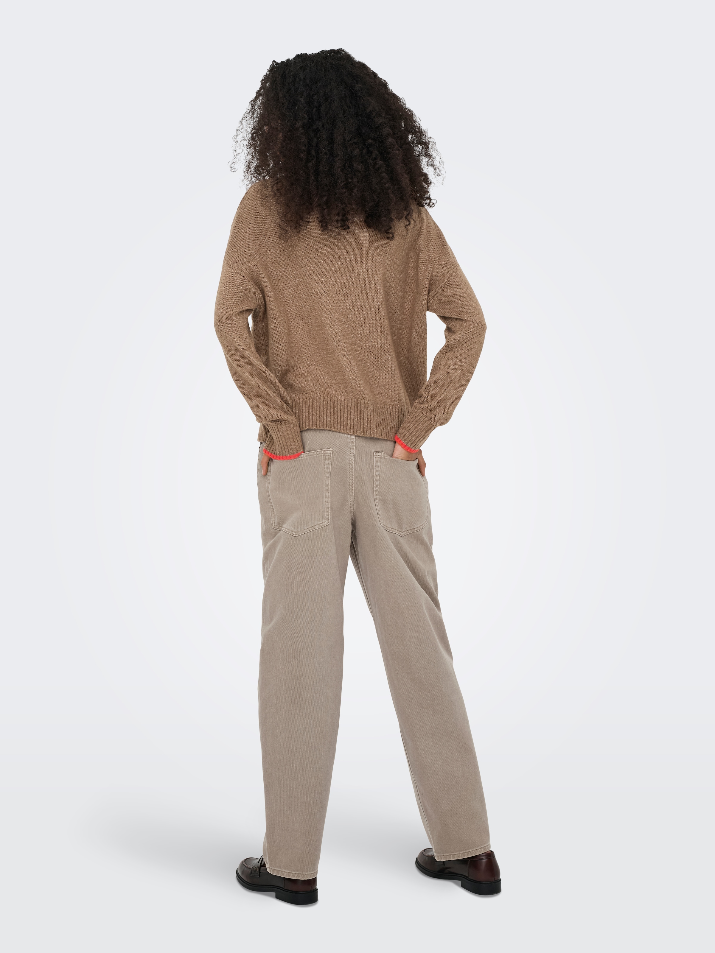 ONLY Rundhalspullover »ONLNEW AMOUR LS TEXT O-NECK CS KNT«