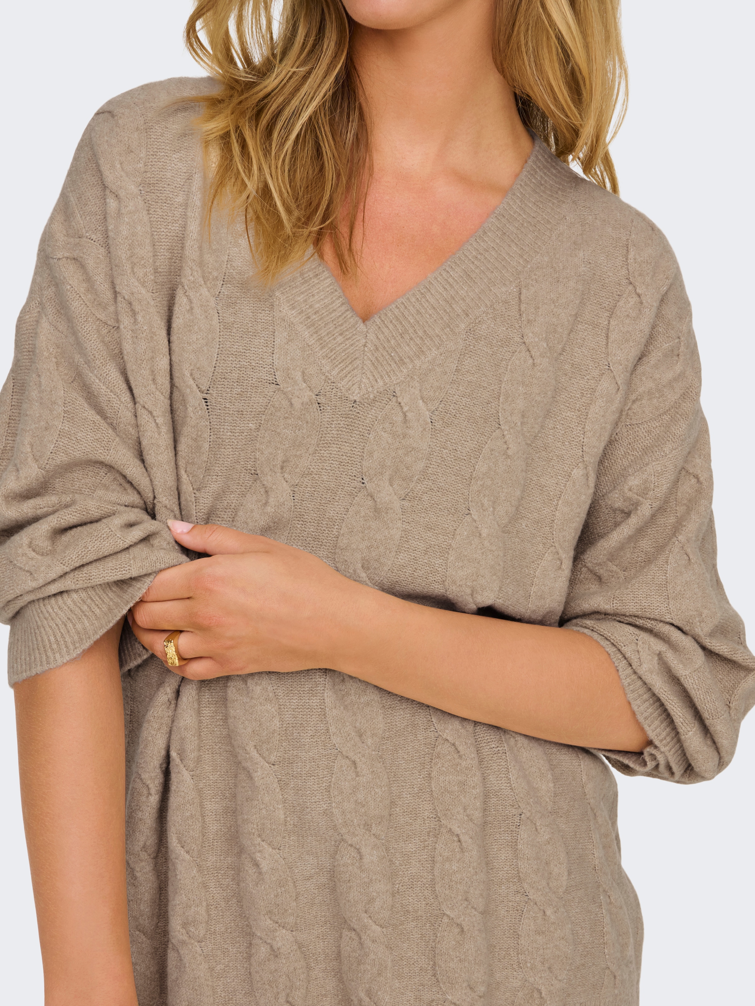 ONLY V-Ausschnitt-Pullover »ONLJEANETT LIFE L/S CABLE V-NECK CC KNT«, mit Zopfmuster