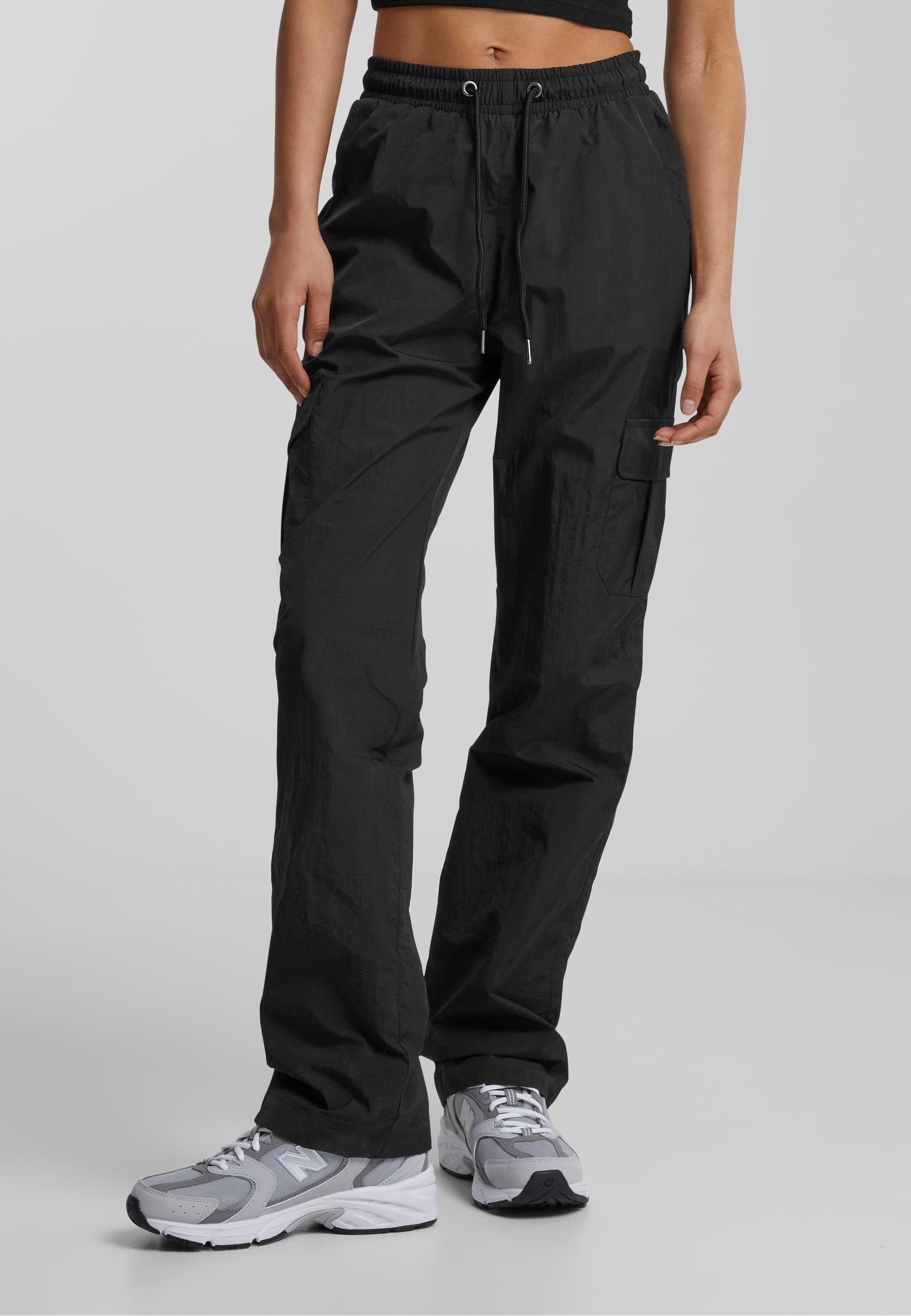 URBAN CLASSICS Cargohose »Urban Classics Damen Ladies Nylon Cargo Pants«