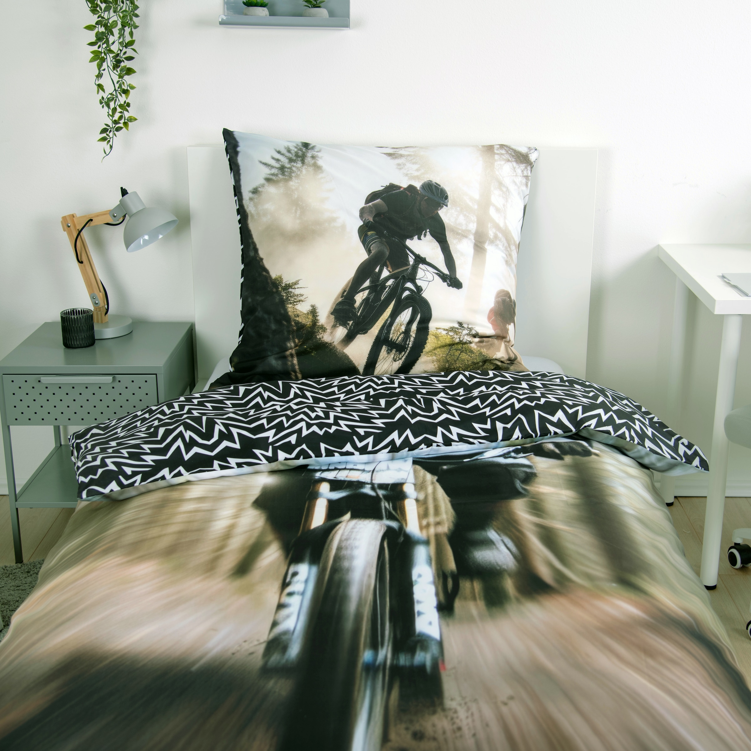 Herding Young Collection Wendebettwäsche »Young Collection Mountainbike« 2 Stk. tlg. mit Motocross Design