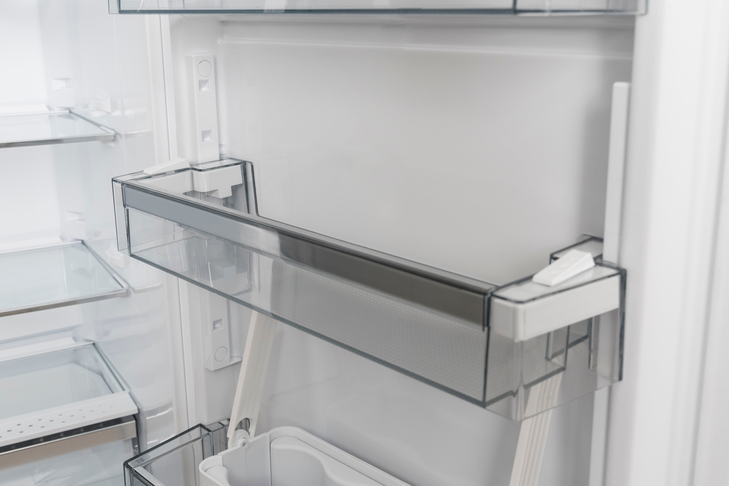 Sharp Einbaukühlgefrierkombination »SJ-BD237E1X-EU«, (178er Nische), Schlepptür