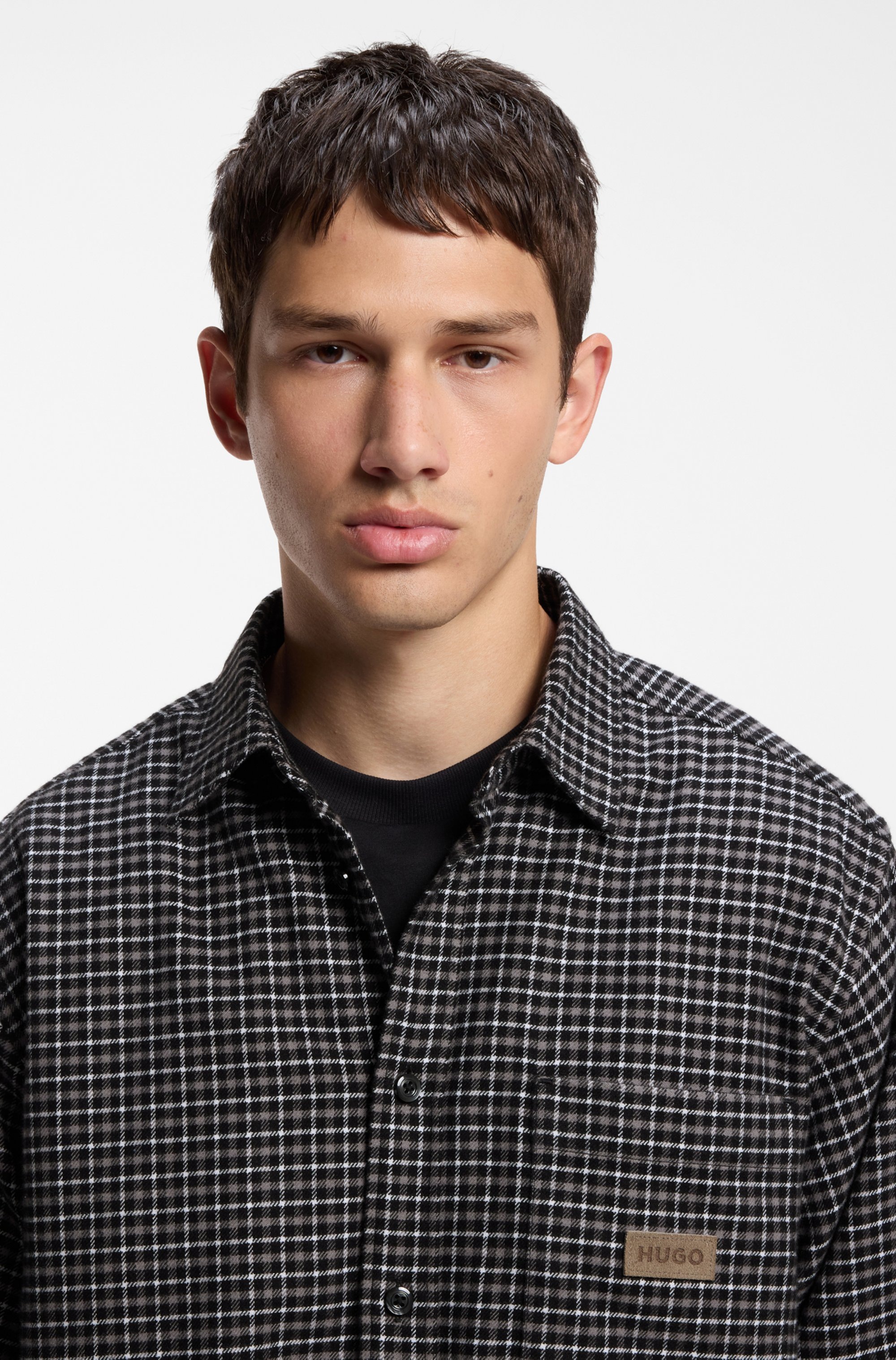 HUGO Flanellhemd »Ebalto« Oversize-Passform, reine Baumwolle, Logo-Badge