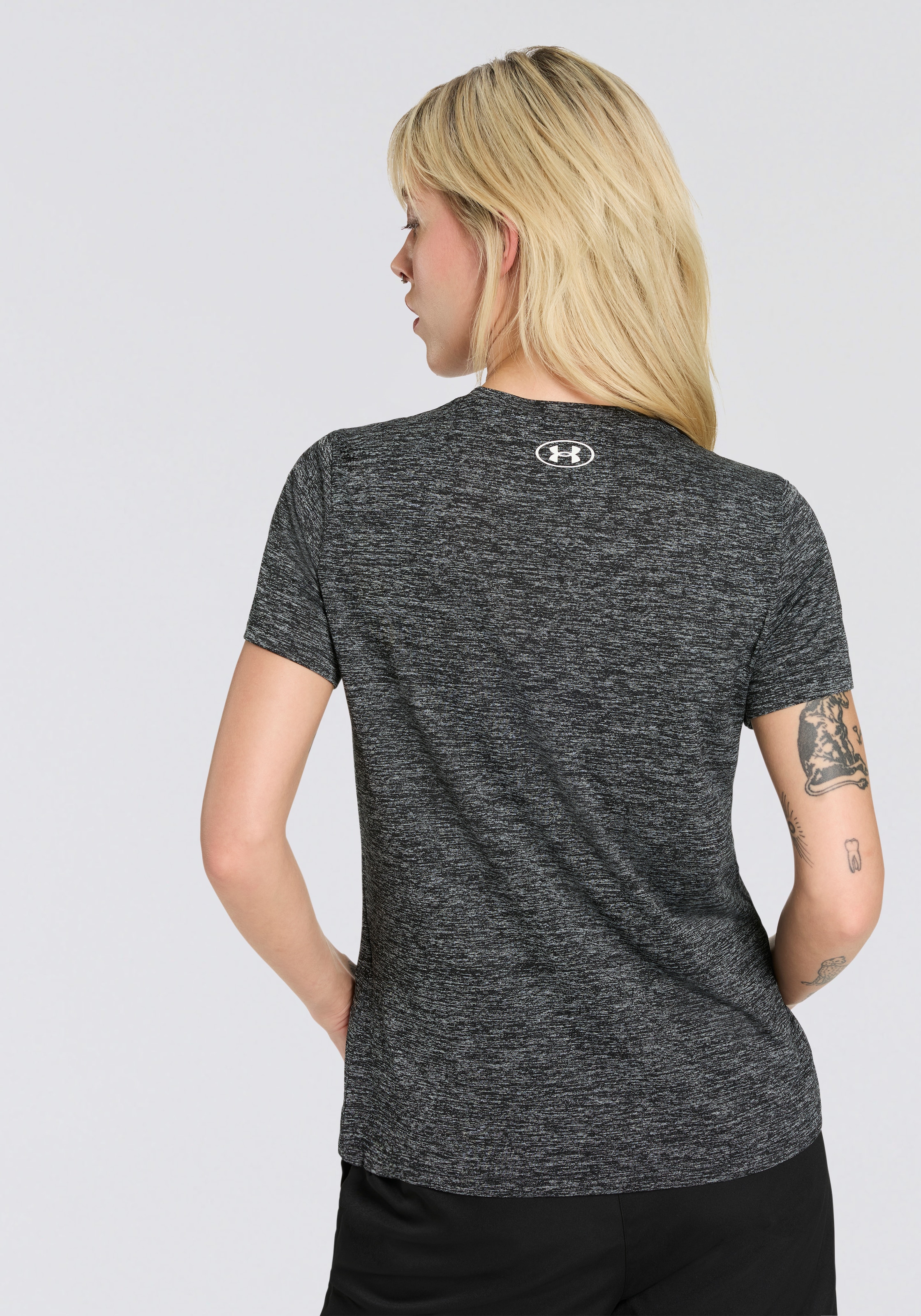 Under Armour® Trainingsshirt »TECH SSC- TWIST« Kurzarm-Design, normale Schnittform, Rundhalsausschnitt