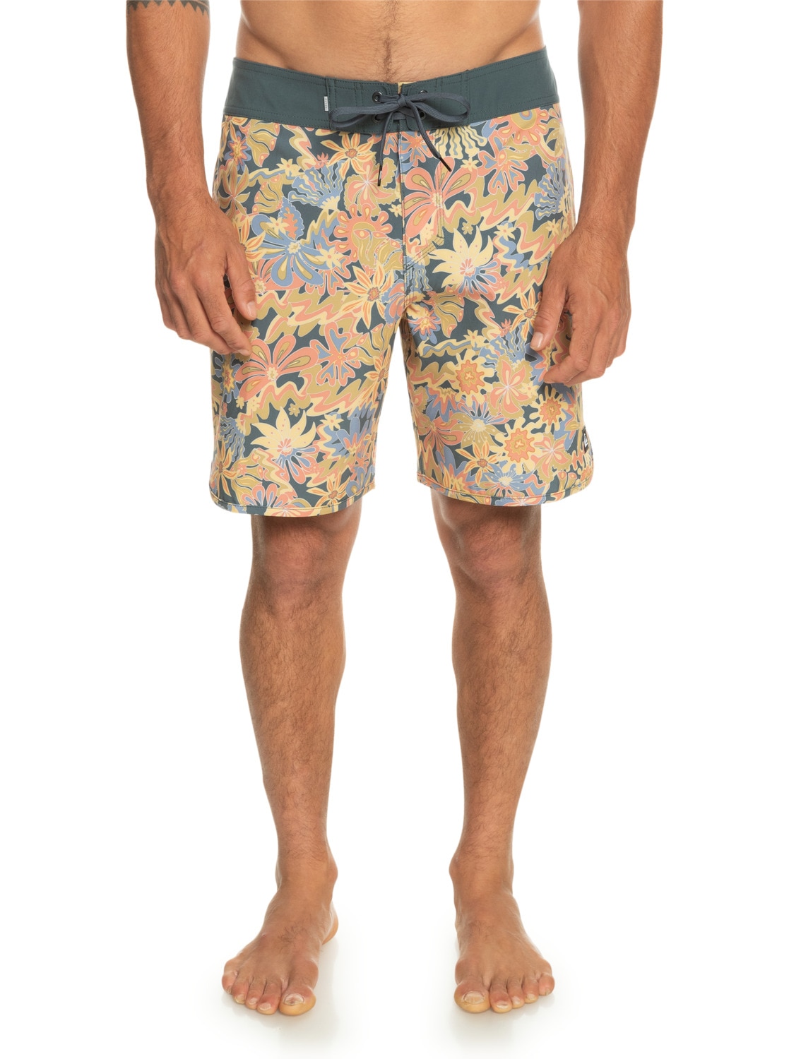 2. Bild von Quiksilver Boardshorts »Surfsilk Scallop 18"«