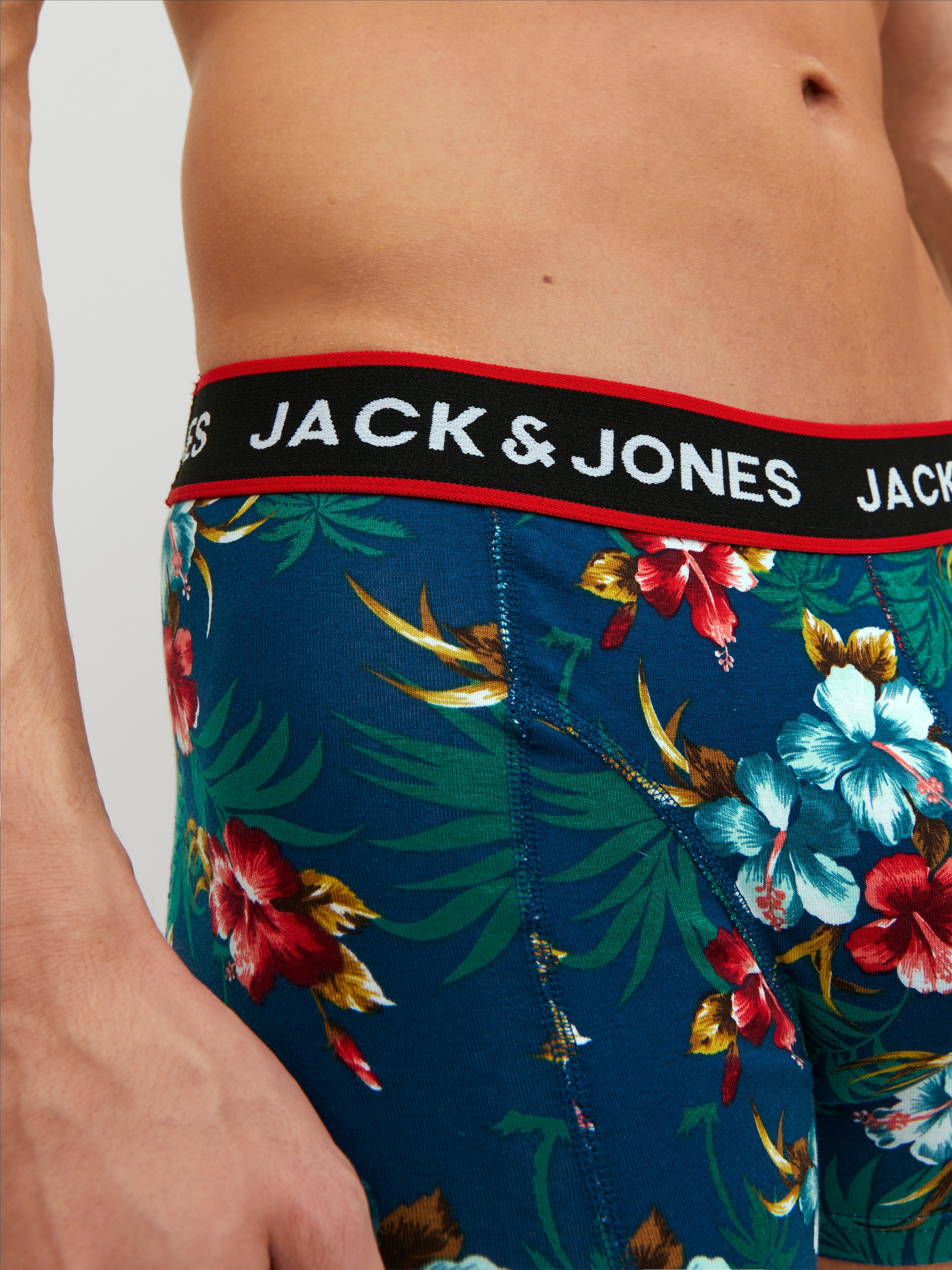 Jack & Jones Trunk »JACFLOWER mit Blumenprint und elastischem Bund«, 3 Stk. bedruckt, modisch, eng anliegend, Baumwollmischung, Bündchen