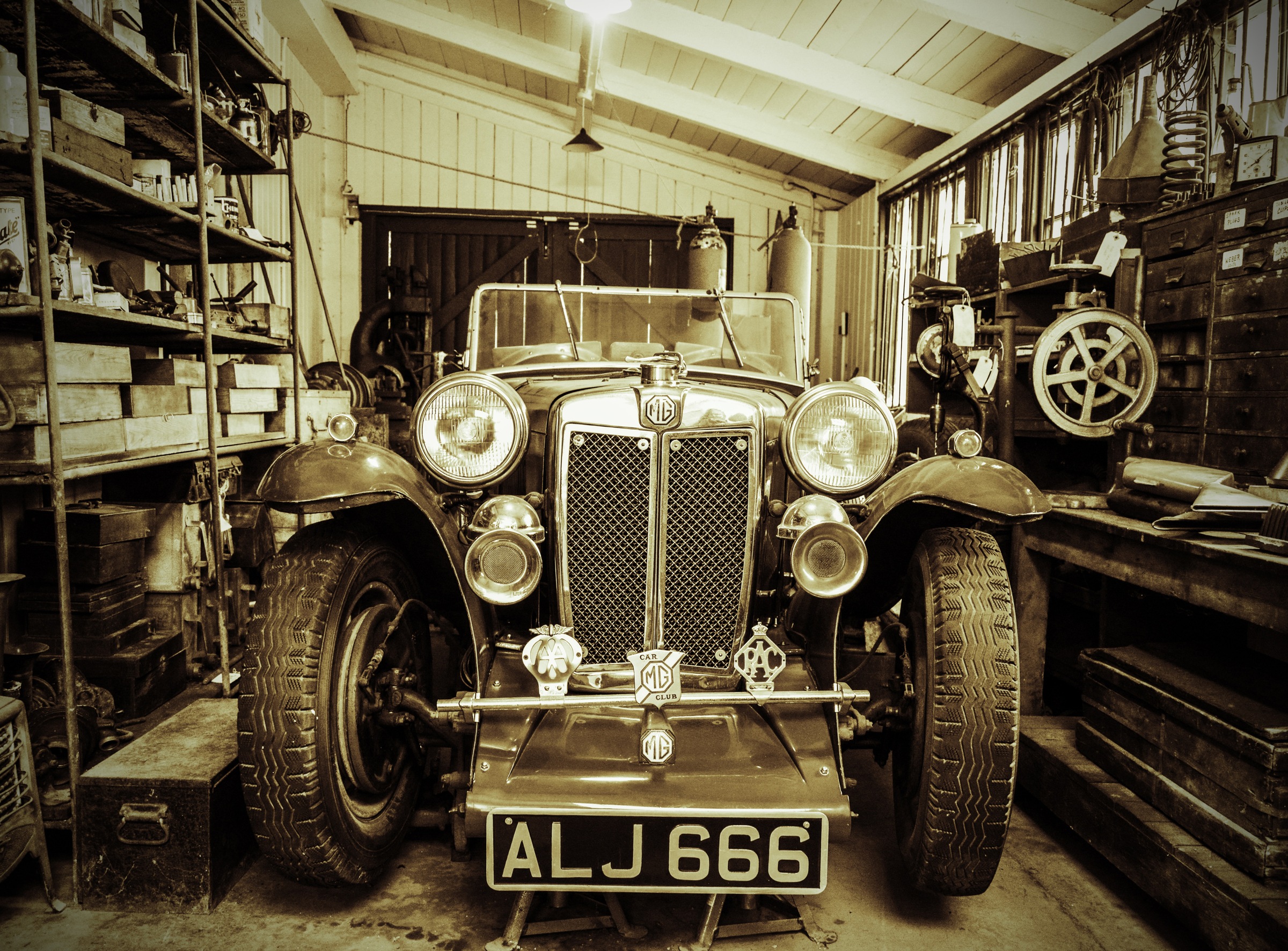 Papermoon Fototapete »Vintage Sports Car« glatt günstig online kaufen
