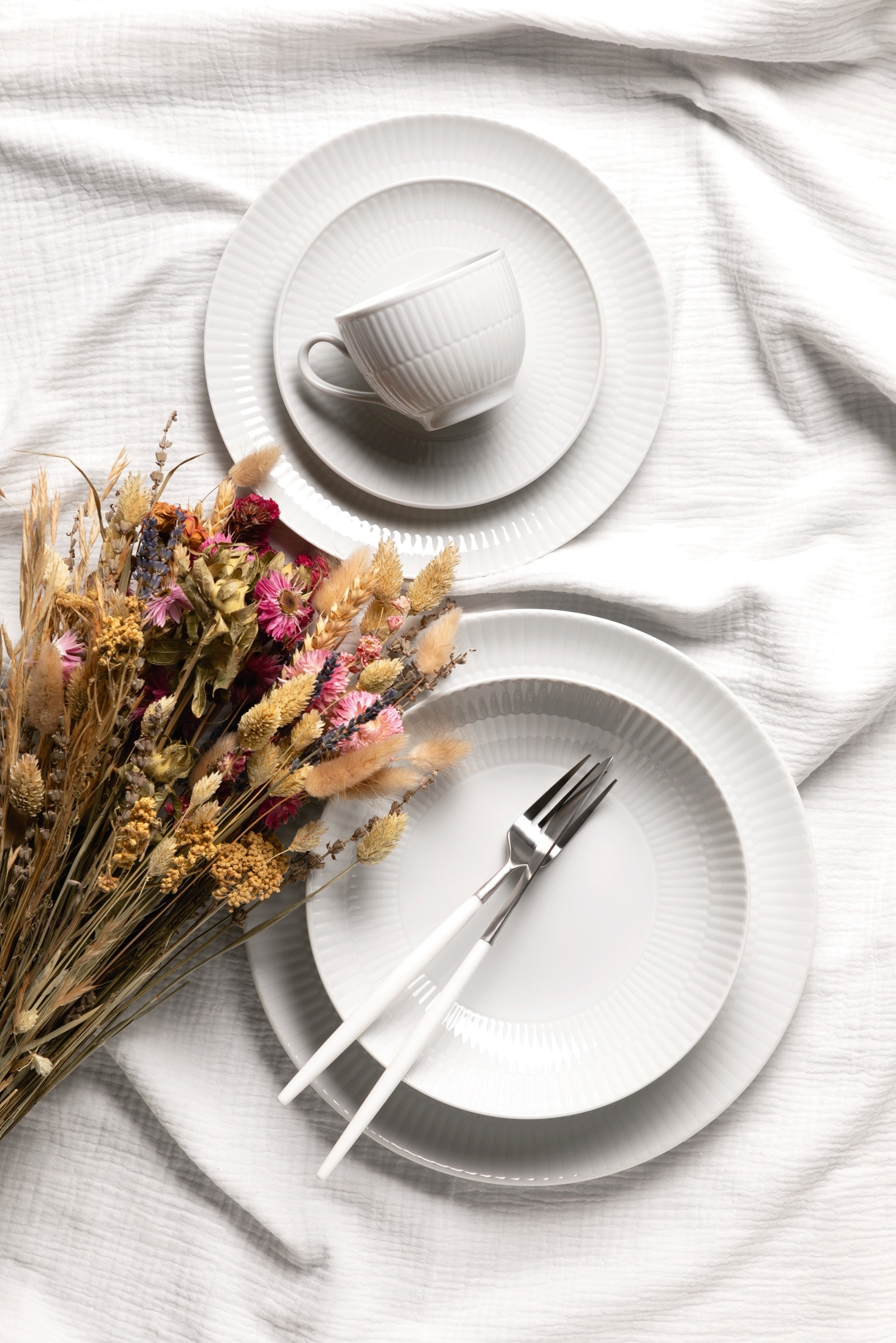 Seltmann Weiden Kombiservice »Geschirr-Set, 30 Teile, Amina«, (Set, 30 tlg., Je 6x Speise-, Frühstücks-,Suppenteller, Kaffeetasse& Kombi-Untertasse), Tassen, Untertassen, Teller, Made in Germany, 30 Teile, für 6 Personen