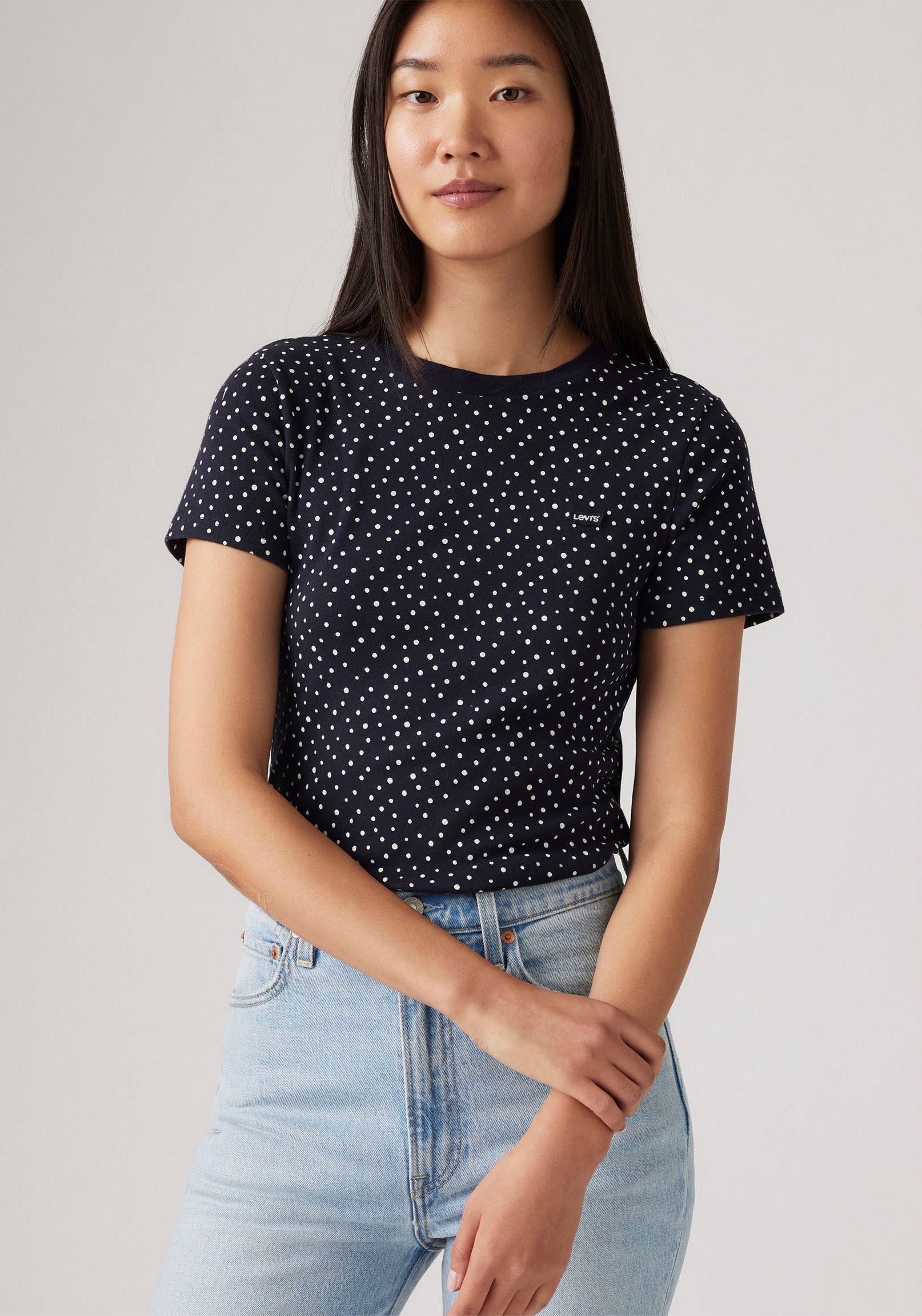 Levi's® T-Shirt »ESSENTIAL HM SS TEE«, Taillierter Schnitt