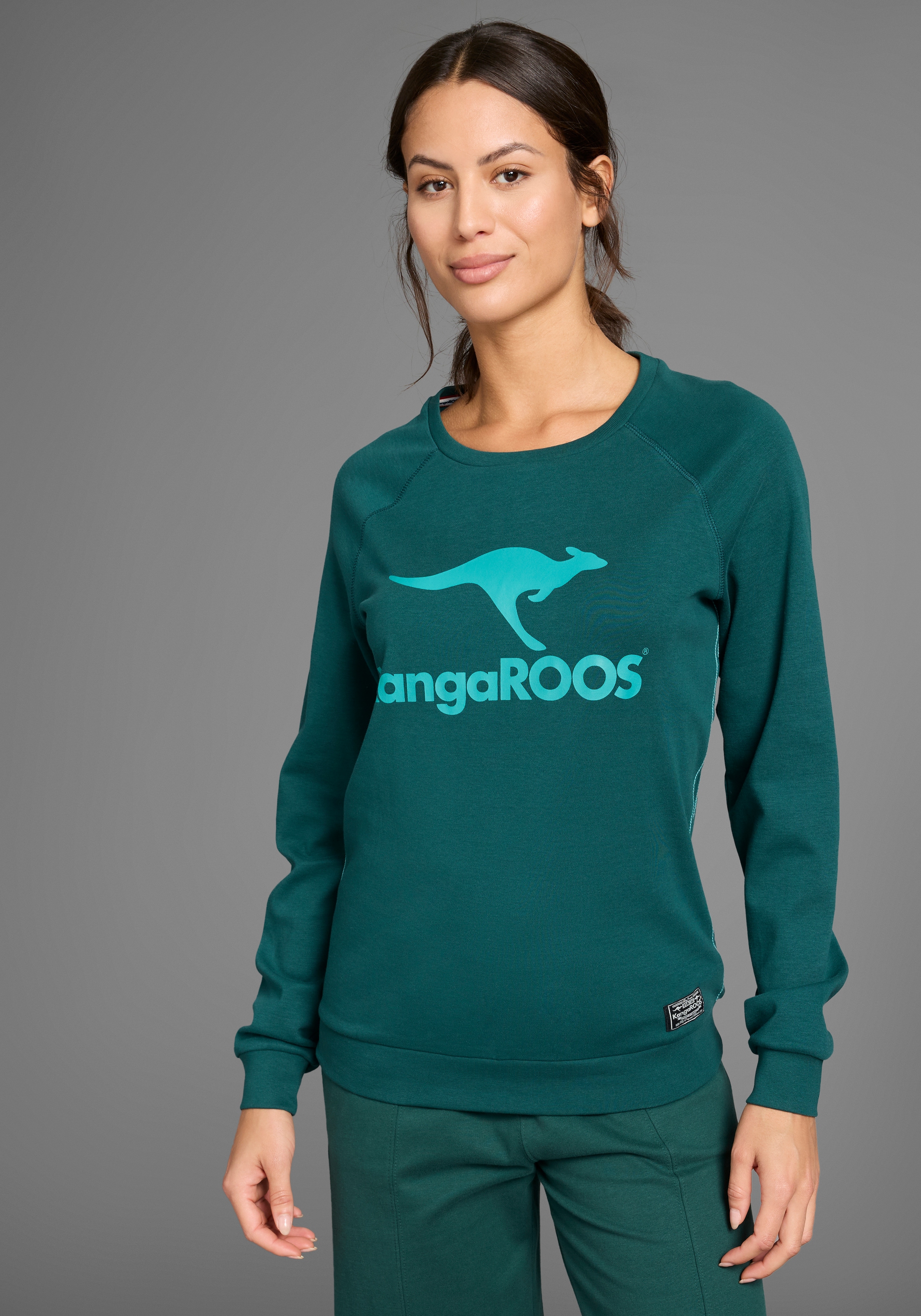 KangaROOS Sweatshirt, Langarm, figurumspielender Schnitt, mit Print, Rundhalsausschnitt