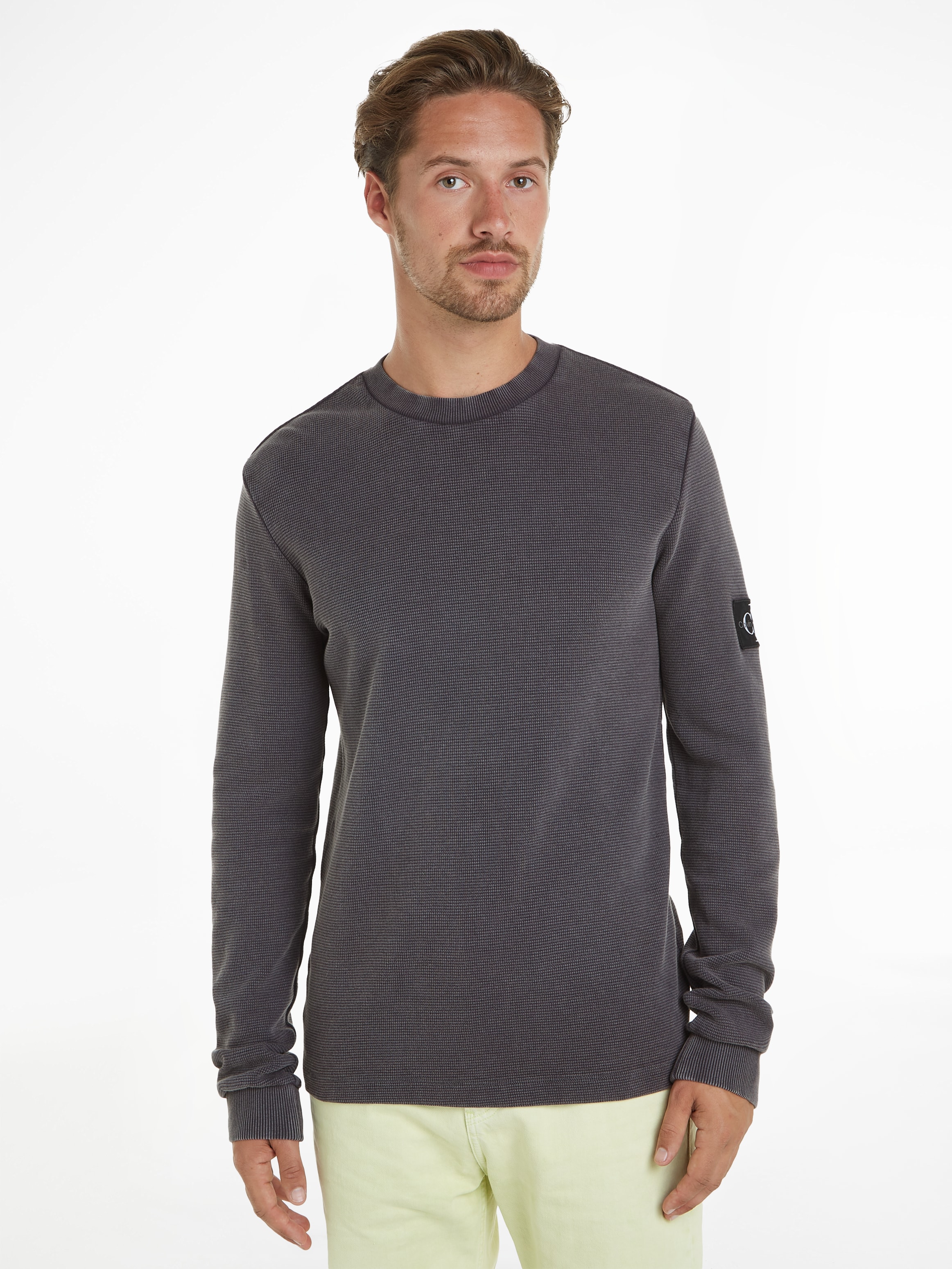 Calvin Klein Jeans Langarmshirt »WASHED BADGE WAFFLE LS TEE«, mit Logopatch  online kaufen