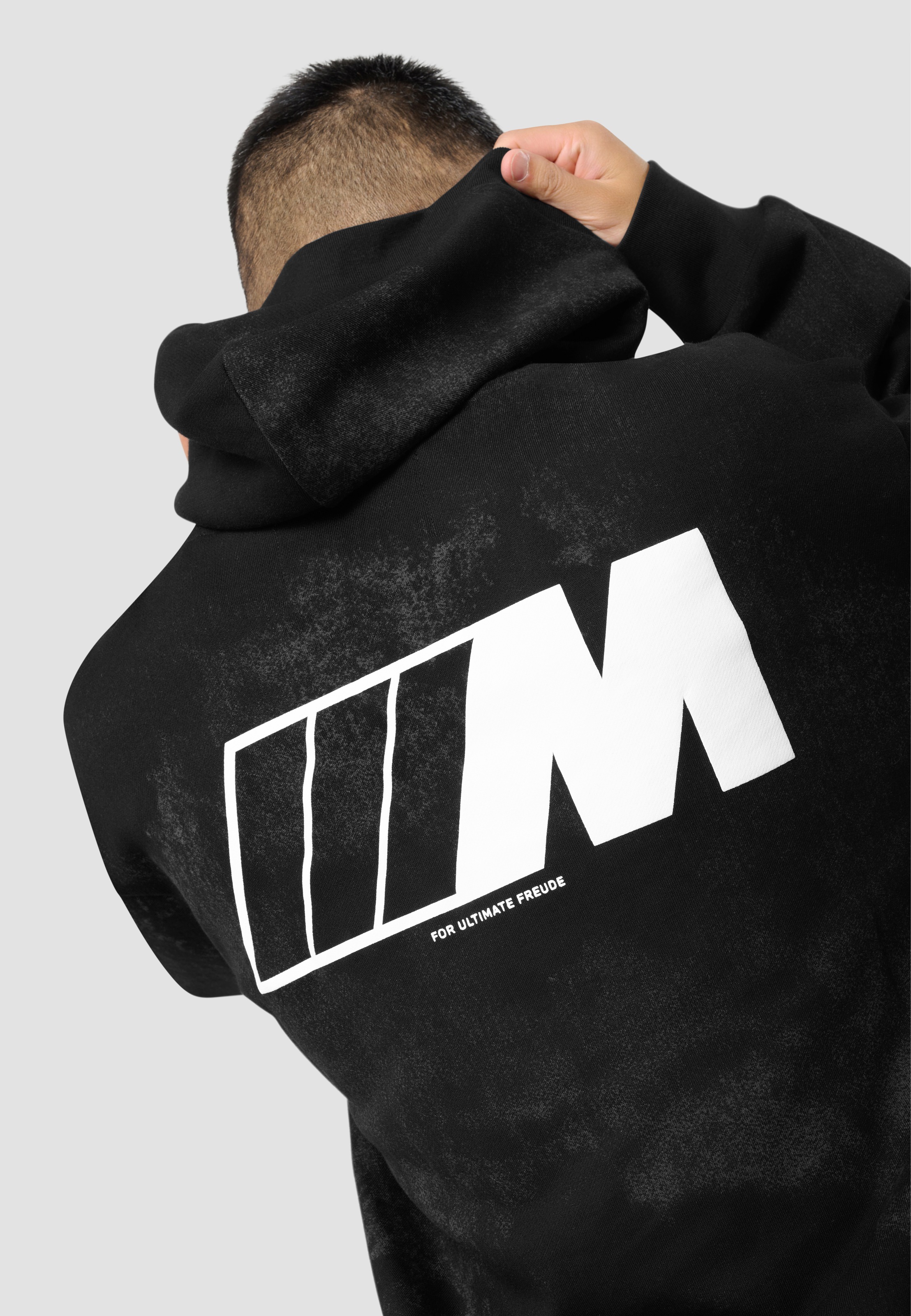 BMW Hoodie, mit geprägtem BMW M Logo auf der Brust