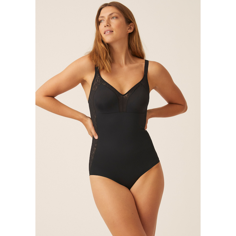 NATURANA Body »Solutions« V-Ausschnitt, mit Spitze, breite Träger, bequem, elastisch schwarz 100 - Cup E Cup E 100 Minimizer Body von Naturana