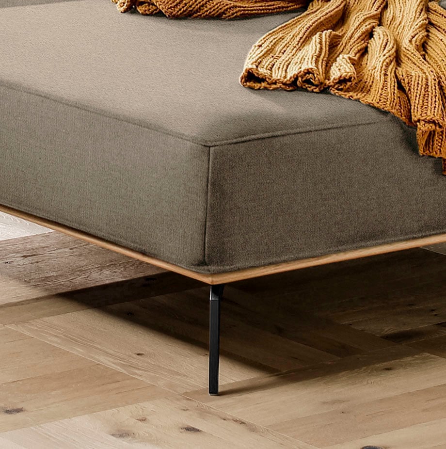 W.SCHILLIG Ecksofa »run, Designsofa mit tollem Sitzkomfort, bequem, L-Form«, mit Holzsockel, Füße in Schwarz pulverbeschichtet, Breite 299 cm
