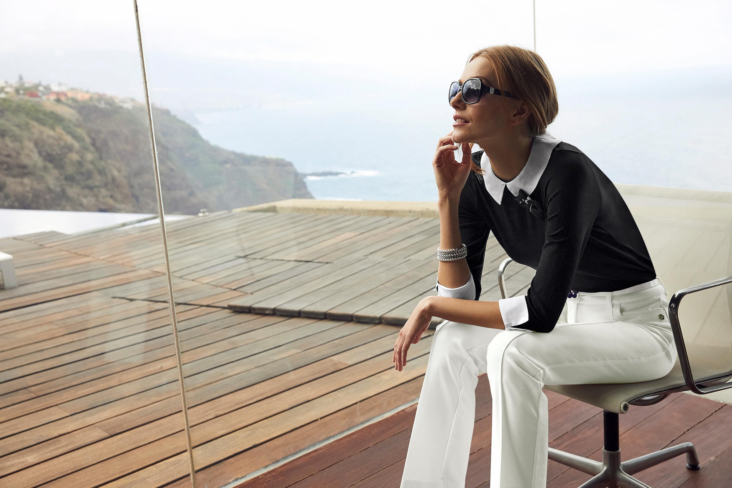 Firetti Armspirale »festlich« mit Glasstein - mit Acrylperle