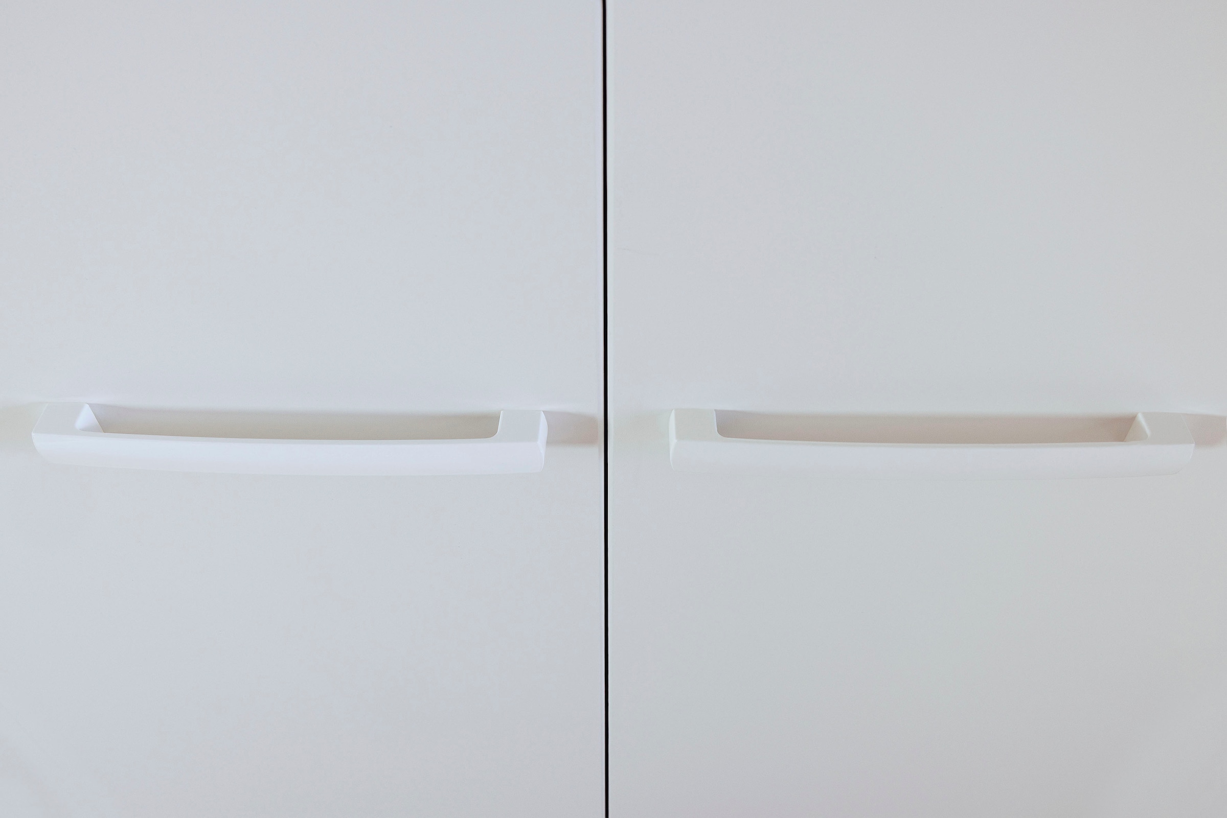 rauch Drehtürenschrank »Kleiderschrank Schrank Garderobe Garderobenschrank Stauraumwunder MODI«, optional mit Spiegel MADE IN GERMANY