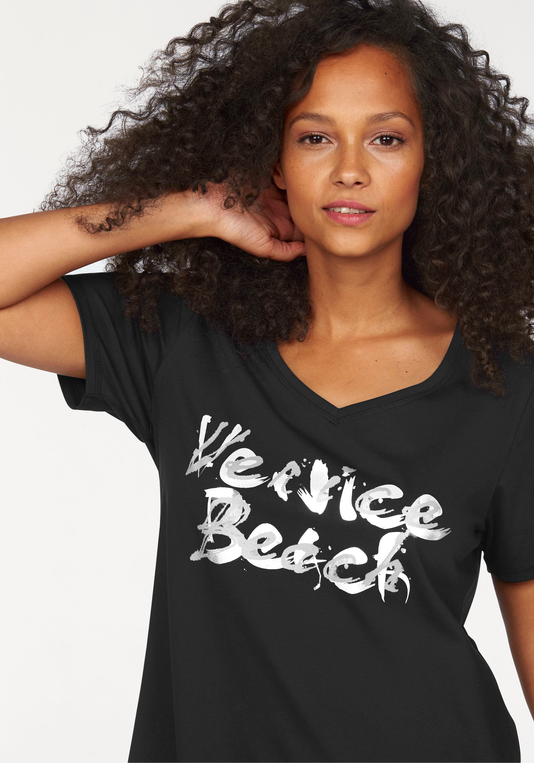 Venice Beach Longshirt, Langarm, lockere Passform, mit Logodruck, herzförmiger Ausschnitt