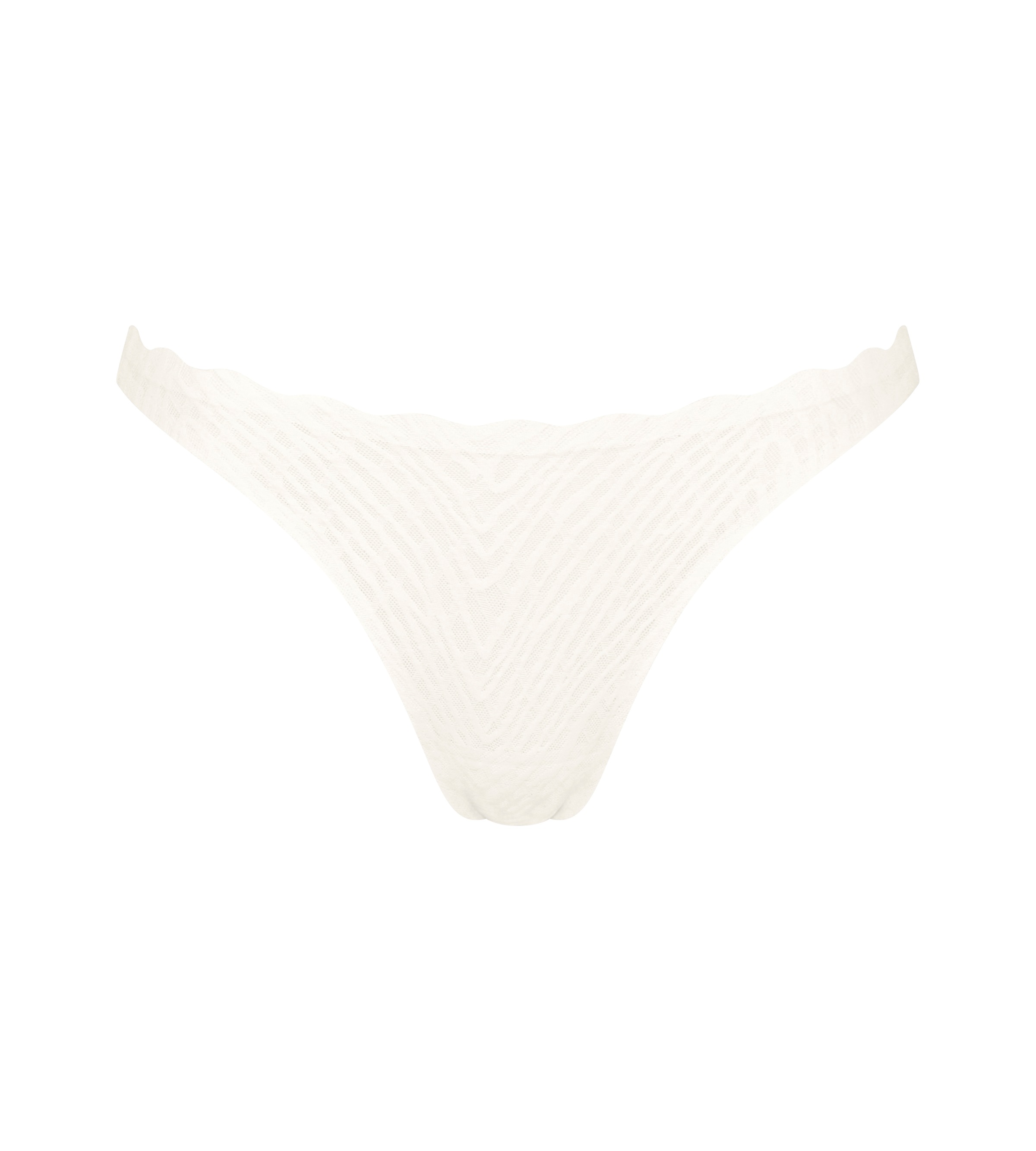 sloggi String »ZERO Feel Bliss String« unsichtbar mit Spitzenoptik