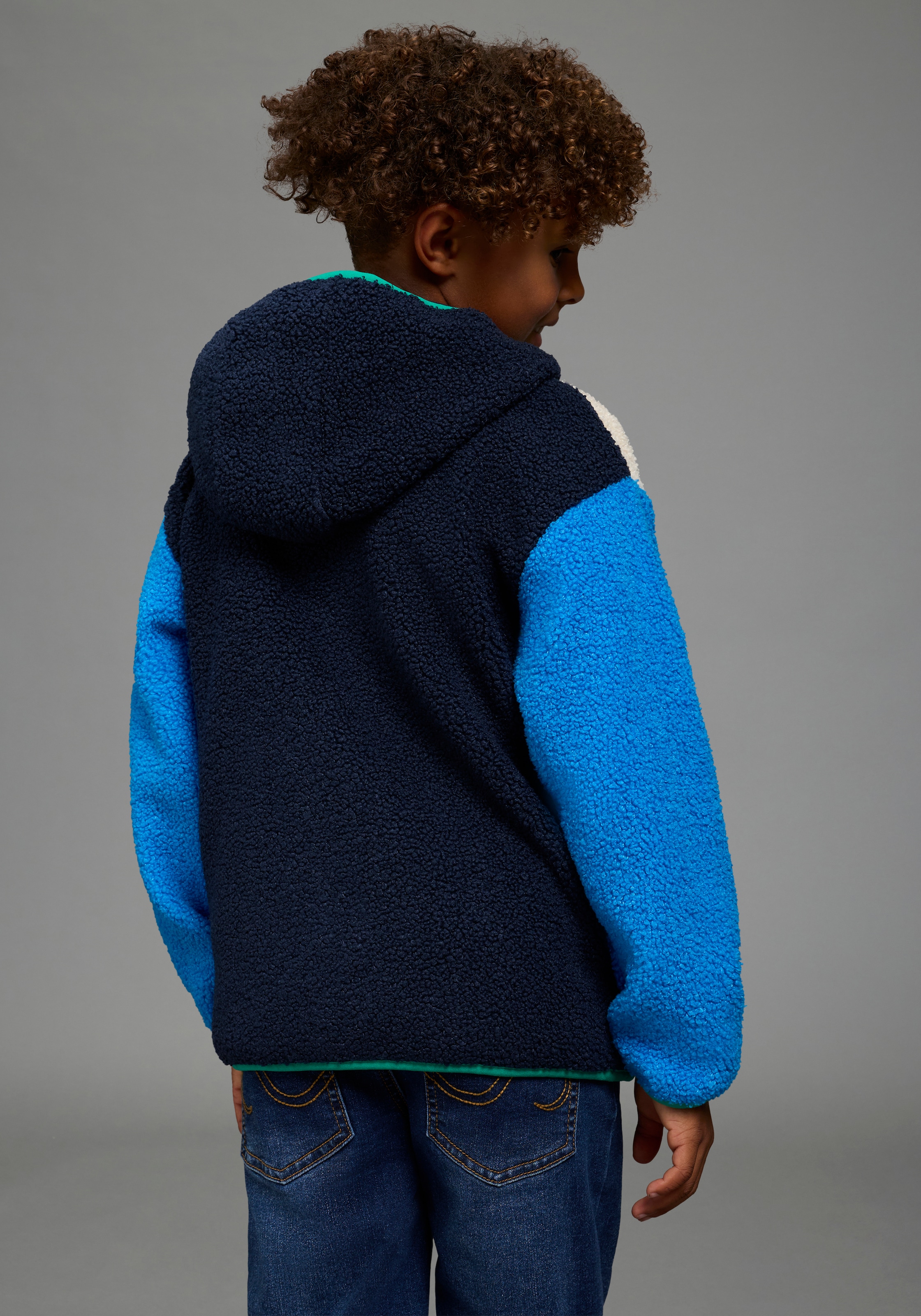 Scout Kapuzensweatjacke »Tedey-Fleecejacke Colorblocking - NEU von SCOUT« mit Kapuze und Stehkragen, für Jungen, hüftlanger Schnitt