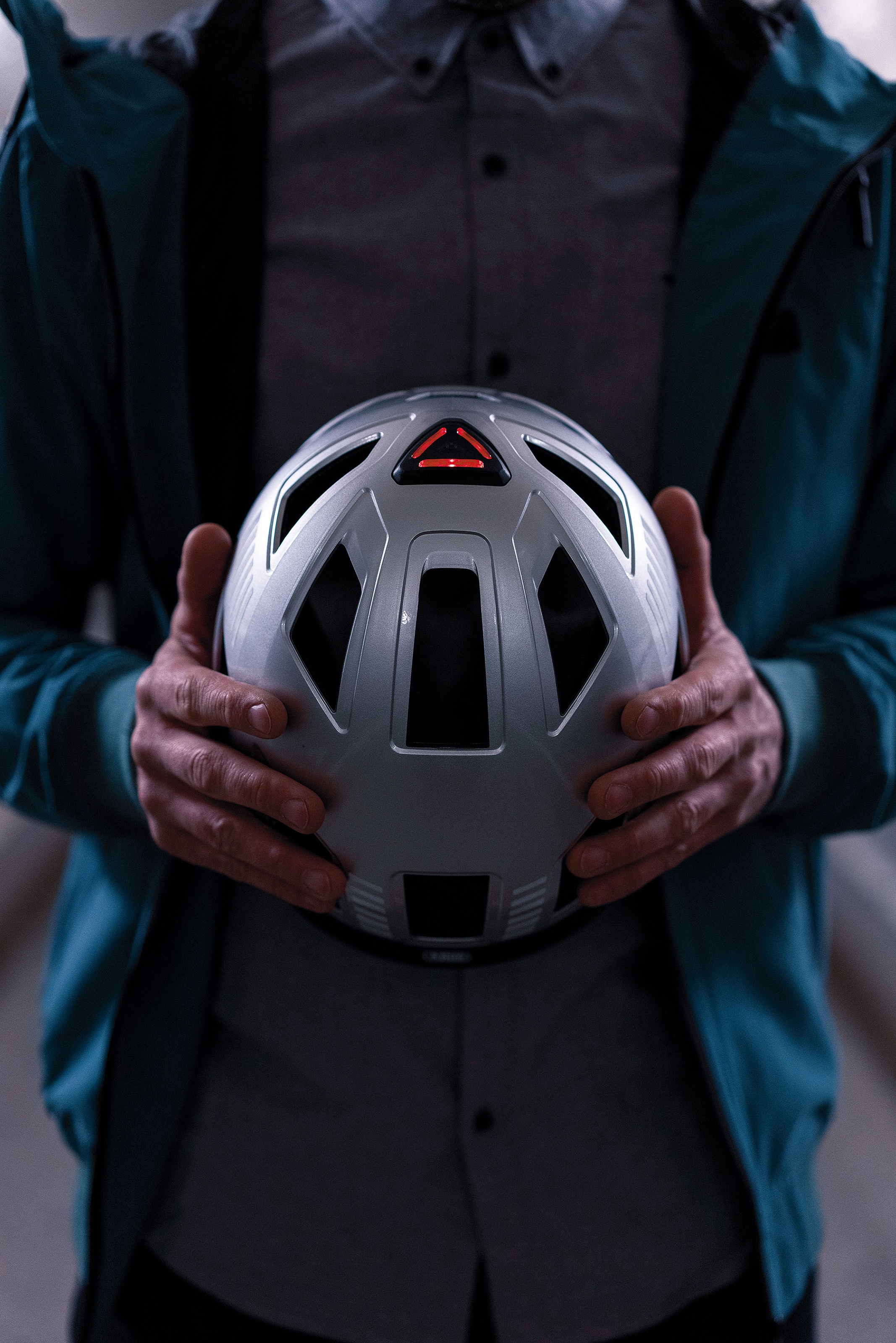 ABUS Fahrradhelm »HYBAN 2.0«