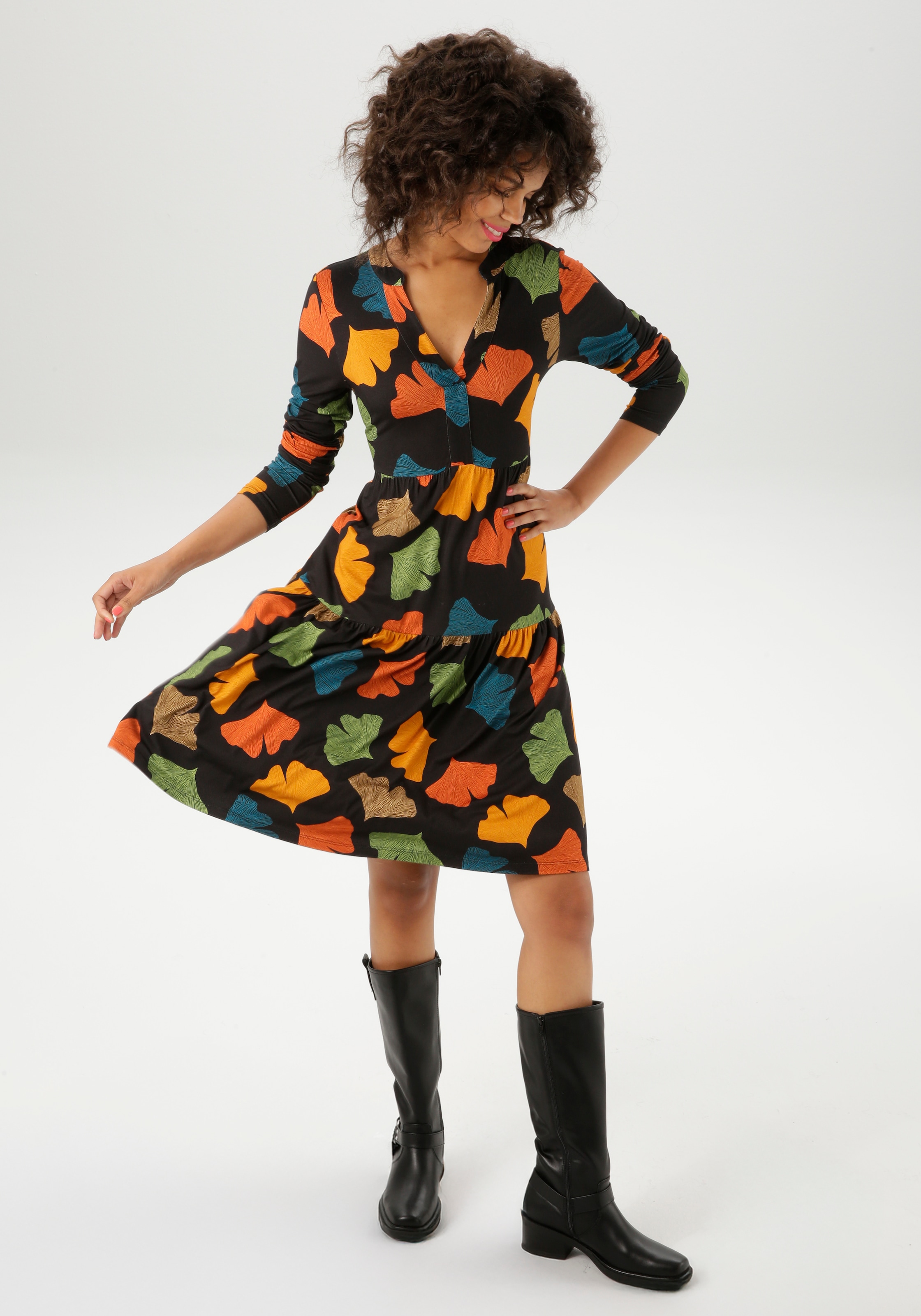 Aniston CASUAL Jerseykleid mit bunten Blättern bedruckt - jedes Teil ein Unikat