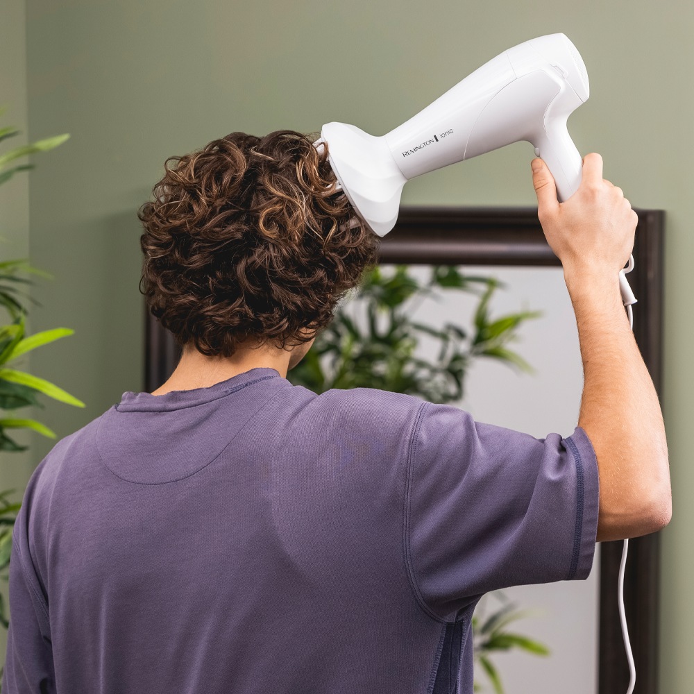 Remington Haartrockner »D3199«, 2,200 W, 2 Aufsätze, Ionenpflege, 3 Heiz- & 2 Gebläsestufen + Abkühlstufe