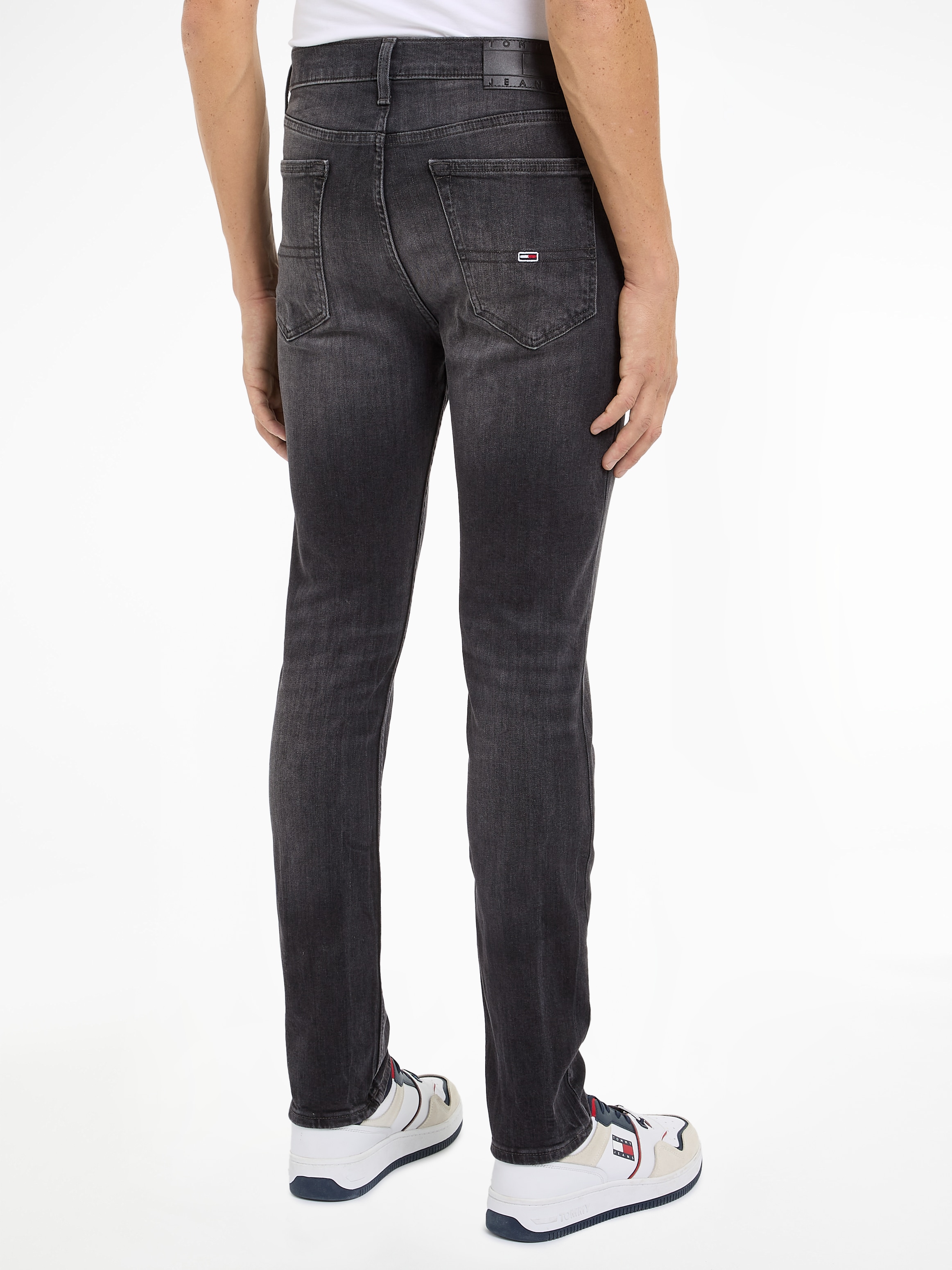 Tommy Jeans Skinny-fit-Jeans »Simon Skinny Jeans Slim«, mit Logoprägung