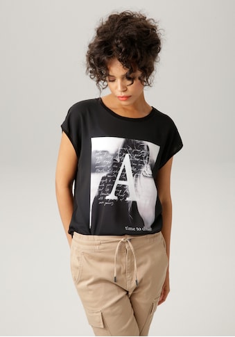 Aniston CASUAL T-Shirt, mit verträumten Frontdruck - NEUE KOLLEKTION kaufen