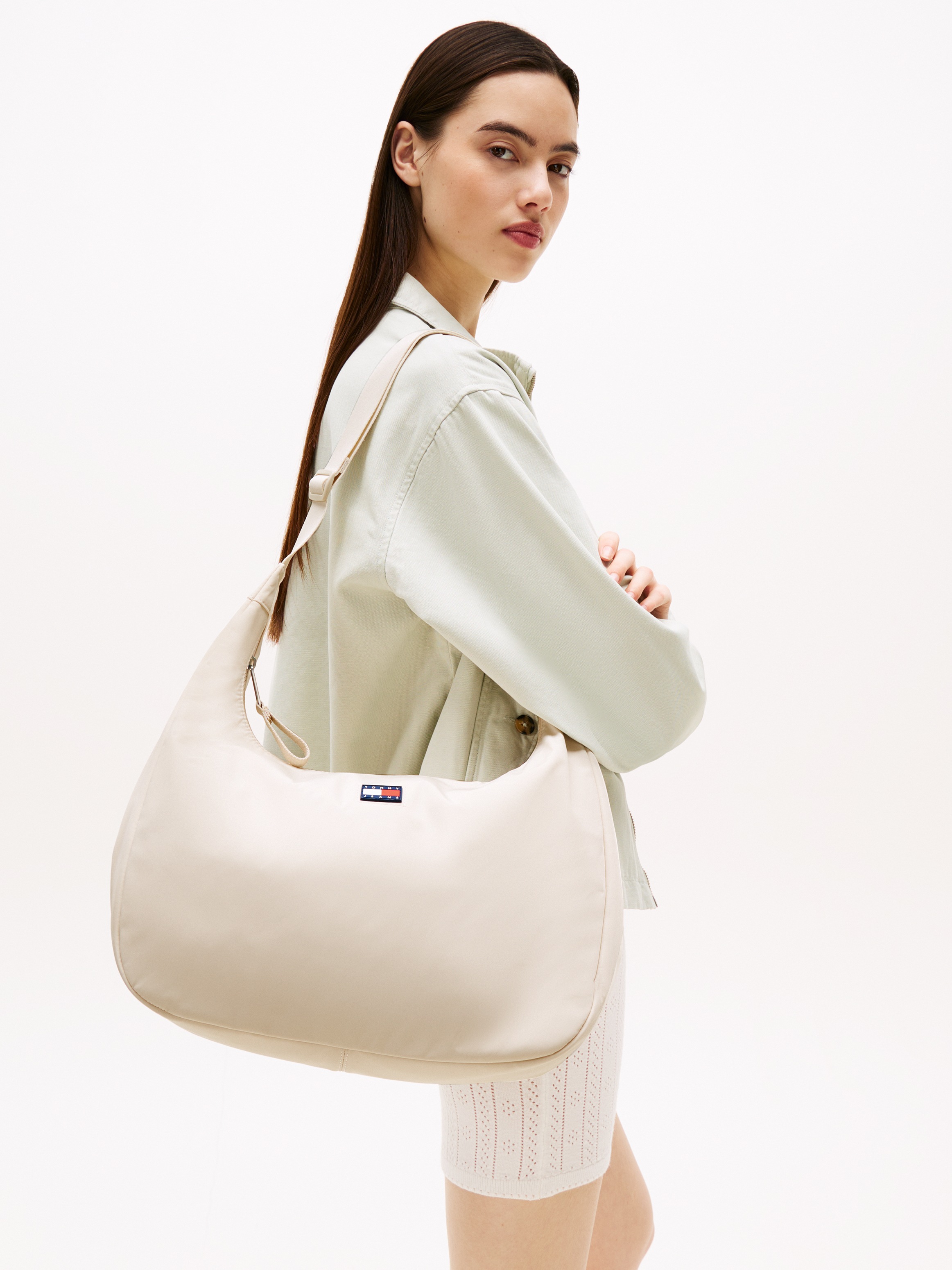 Tommy Jeans Schultertasche »TJW URBAN LARGE X-BODY«, Damen Umhängetasche, Tragetasche mit Logo-Schriftzug