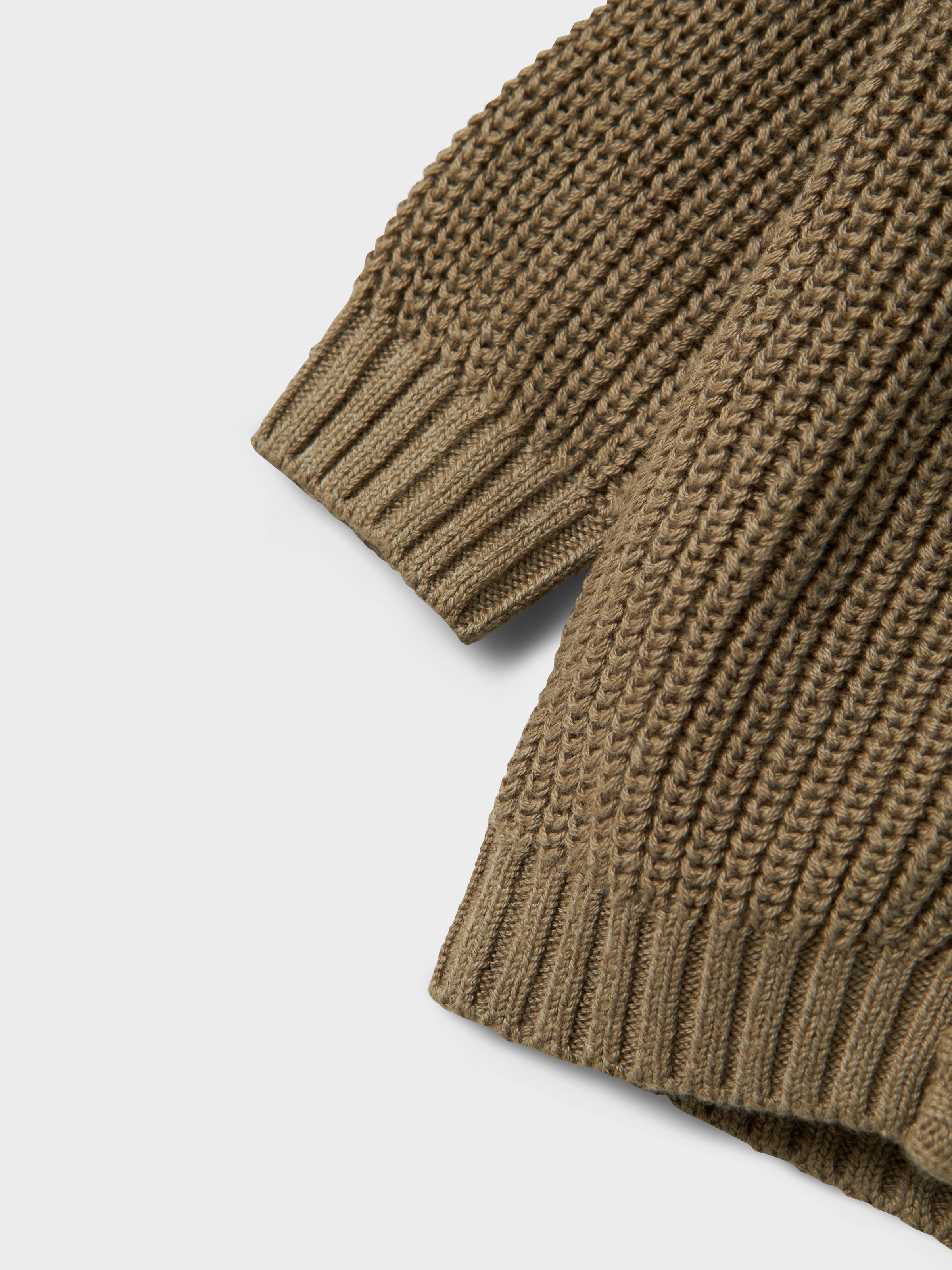 Lil' Atelier Strickjacke »NBNEMLEN LS KNIT CARD LIL NOOS« weiche Baumwolle, Rippstrick