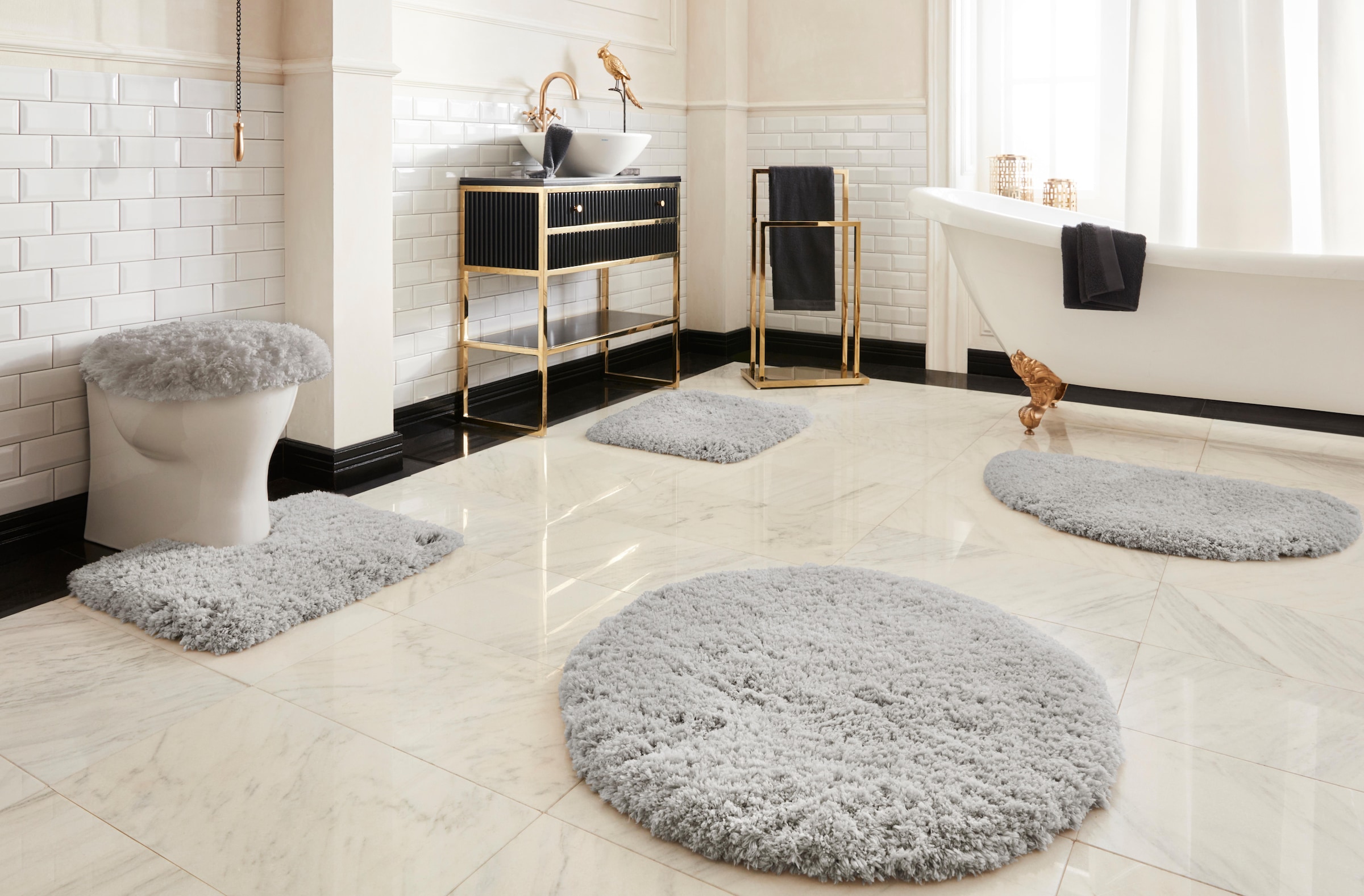 Guido Maria Kretschmer Home&Living Badematte »Micro exclusiv, Badvorleger, Badezimmer Teppich«, rutschhemmend beschichtet, strapazierfähig-schnell trocknend-fußbodenheizungsgeeignet, Badteppich, Badematten auch als 3 teiliges Set & rund erhältlich