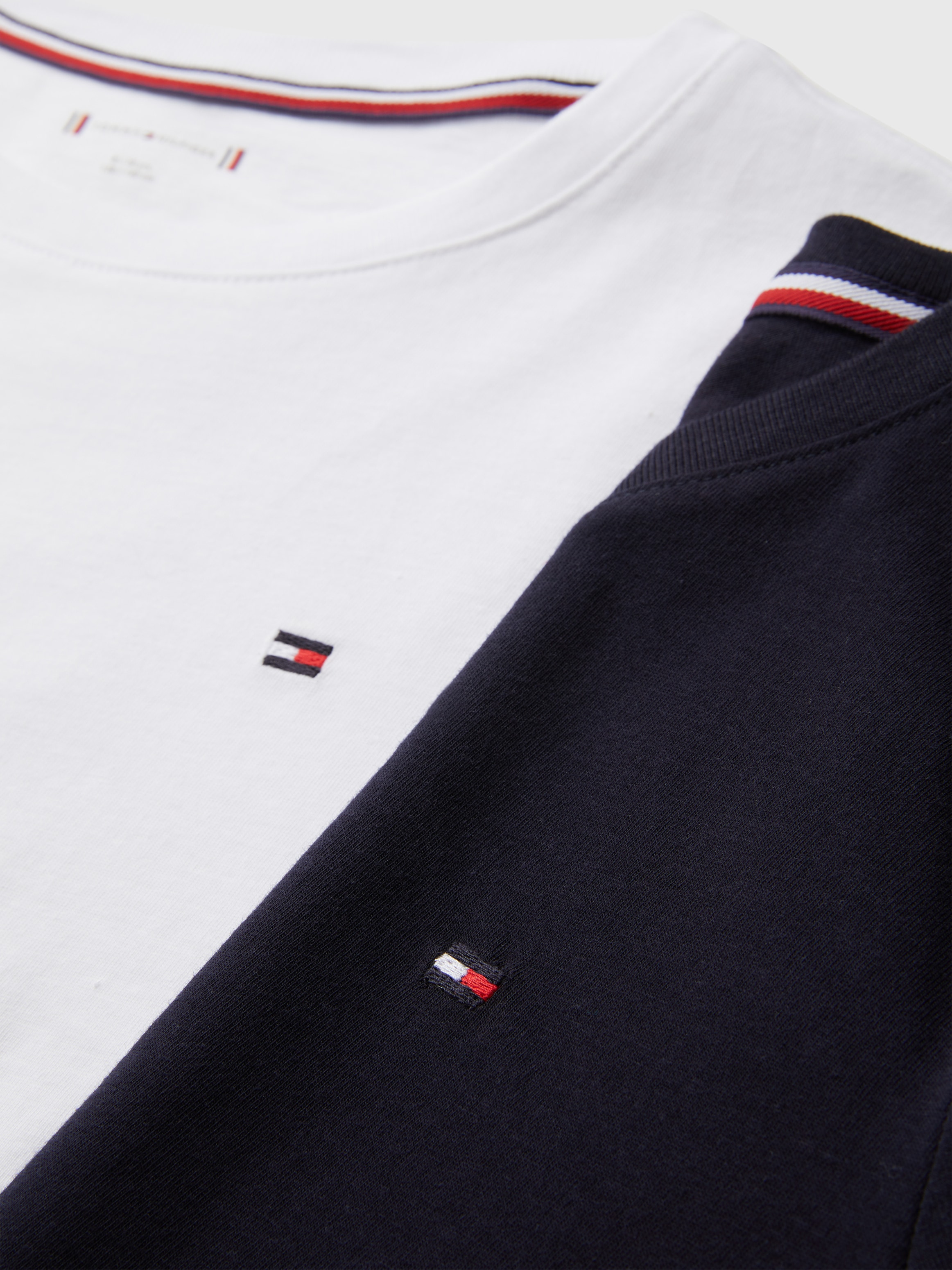 Tommy Hilfiger Underwear Langarmshirt »2P CN TEE LS« Packung, 2er-Pack, 2 Stk. mit Markenlabel