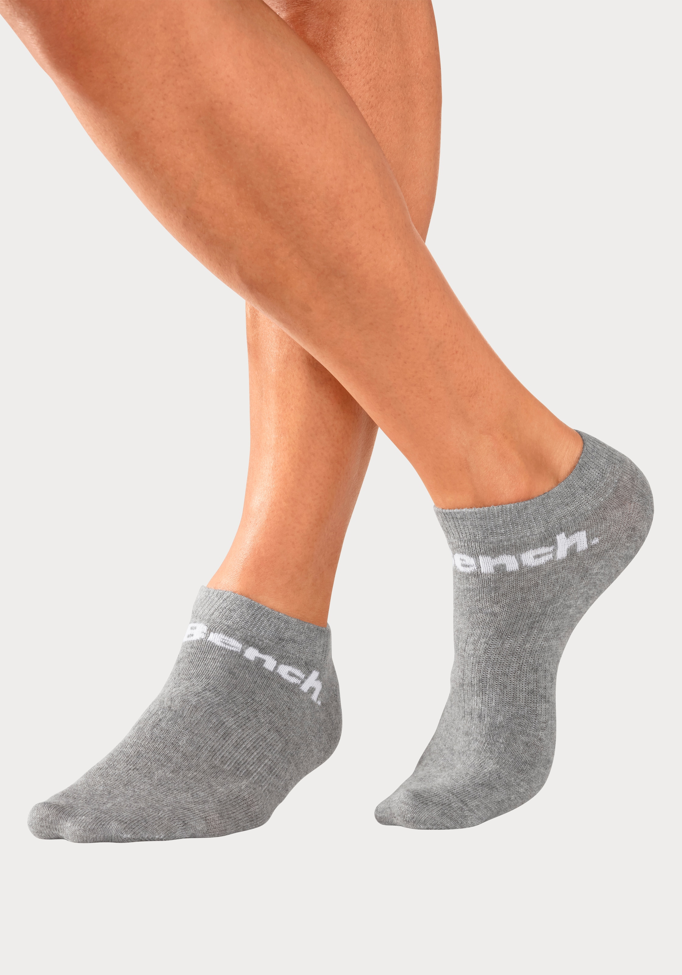 Bench. Sportsocken, (Packung, 12 Paar), Sneakersocken mit klassischem Logoschriftzug