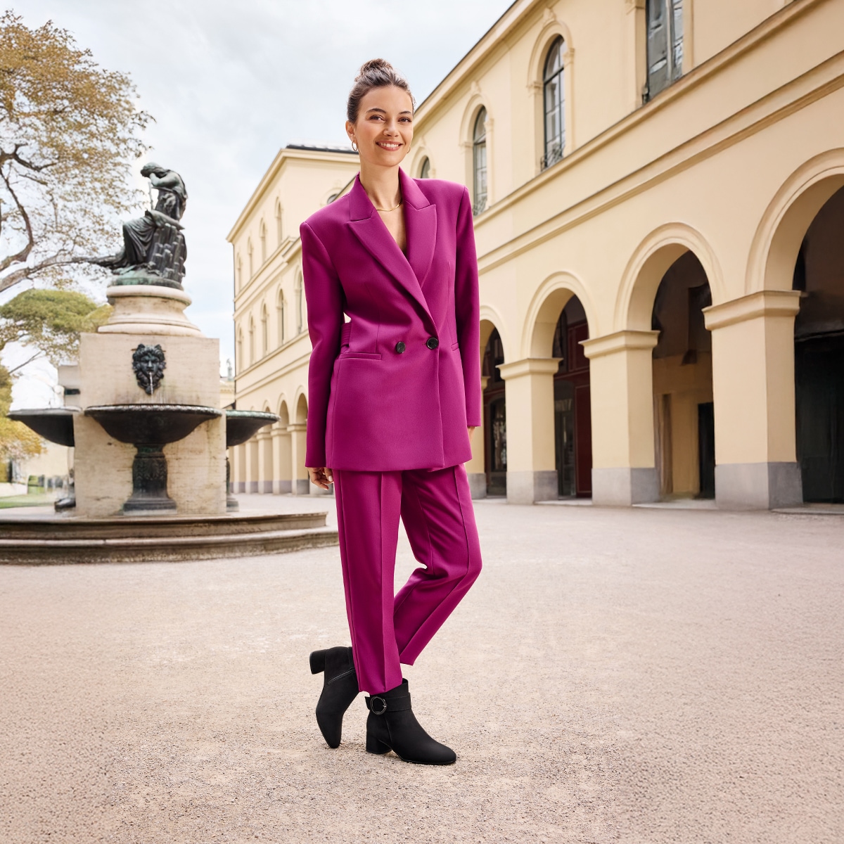 MARCO TOZZI Stiefelette  , Blockabsatz, Abendschuh, Festtagsschuh mit Zierschnalle