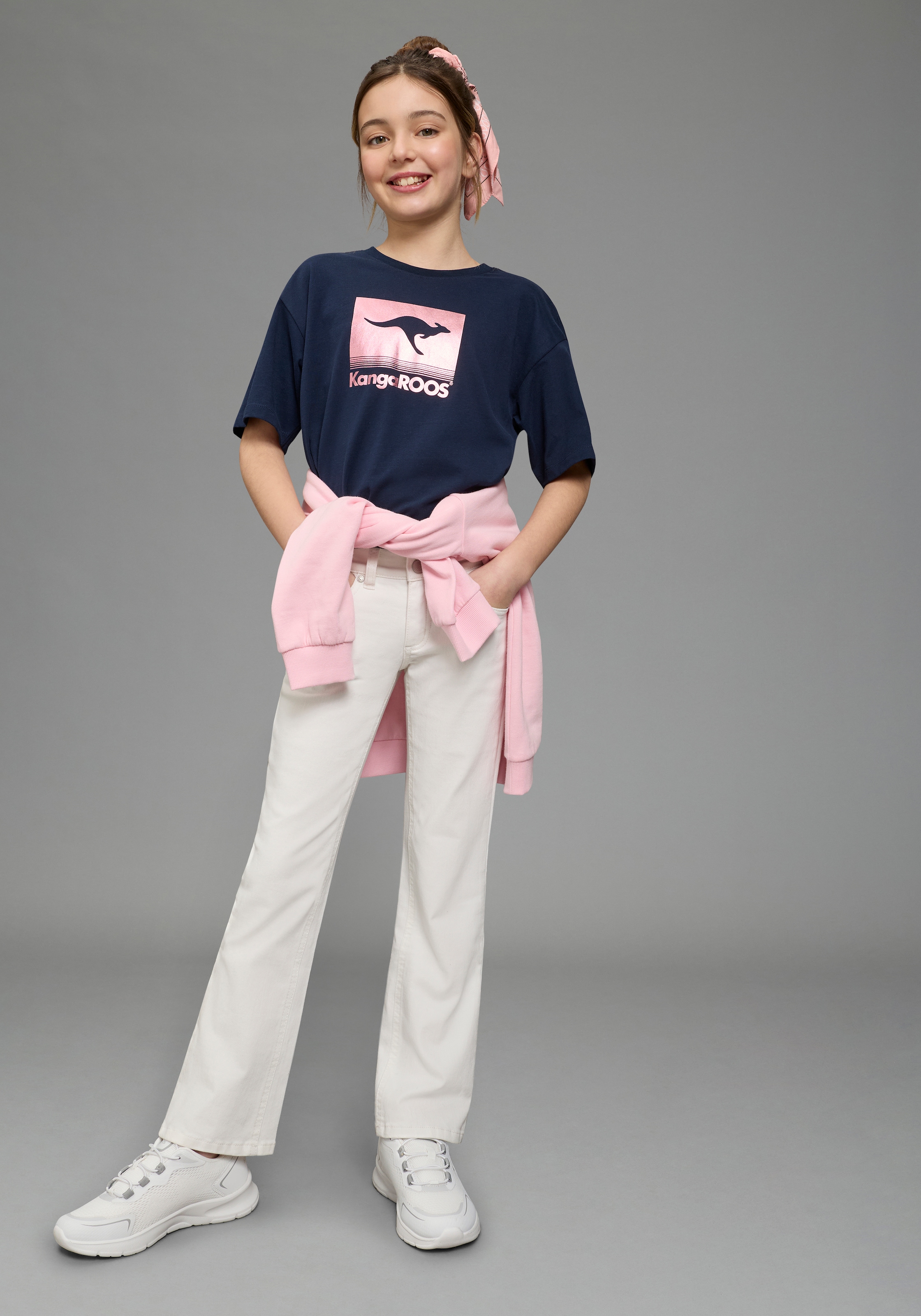 KangaROOS T-Shirt »Kurze Form mit Folienprint für Mädchen« bequeme Passform, Kurzarm, mit modischem Druck, aus Baumwolle