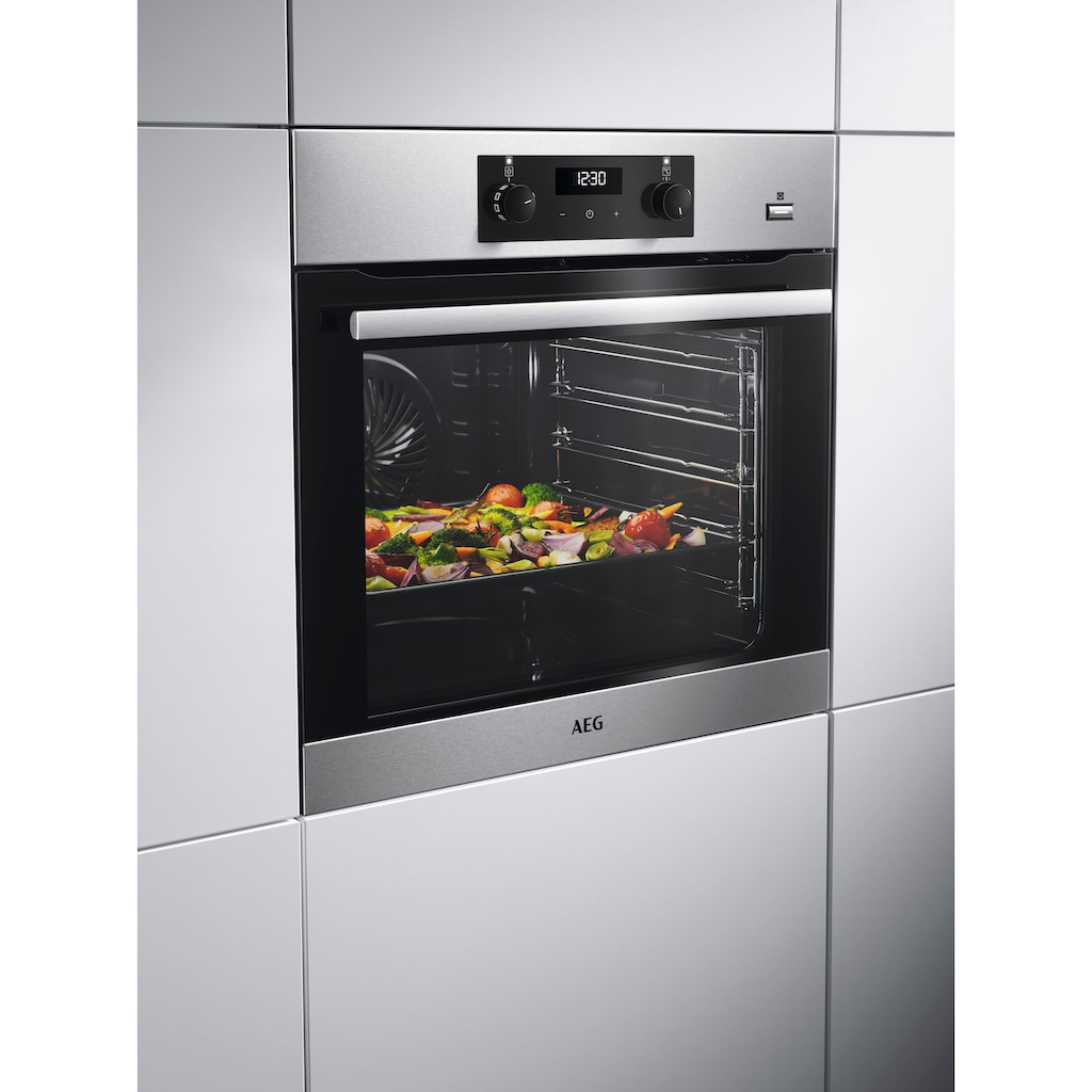 AEG Einbaubackofen »BCO35502BA«, BEB355020M, mit Backauszug, Aqua-Reinigungsfunktion