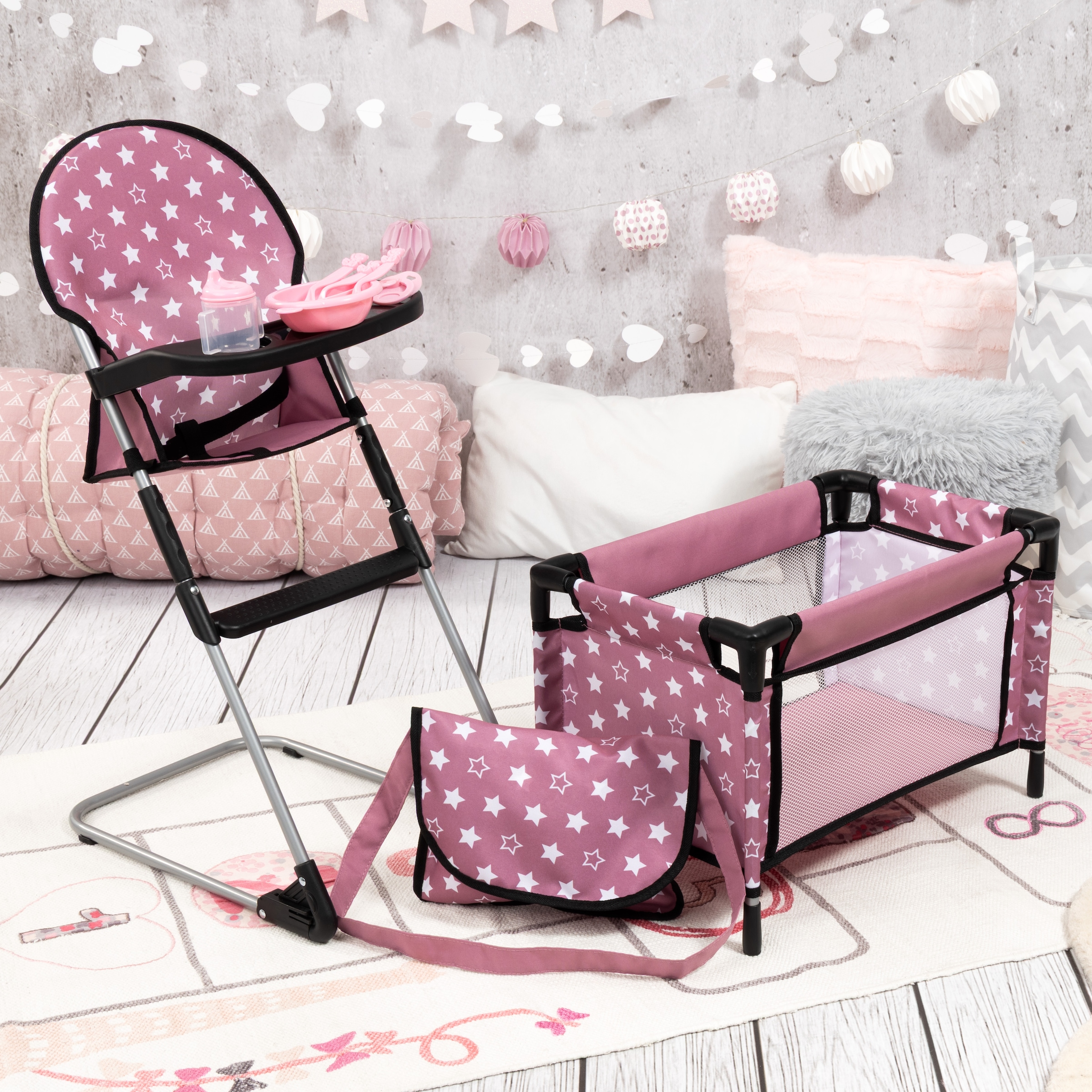Bayer Puppenbett »Puppen-Reisebett-Set altrosa« inklusive Hochstuhl, Tasche, Teller, Trinkbecher, Besteck, Schnuller